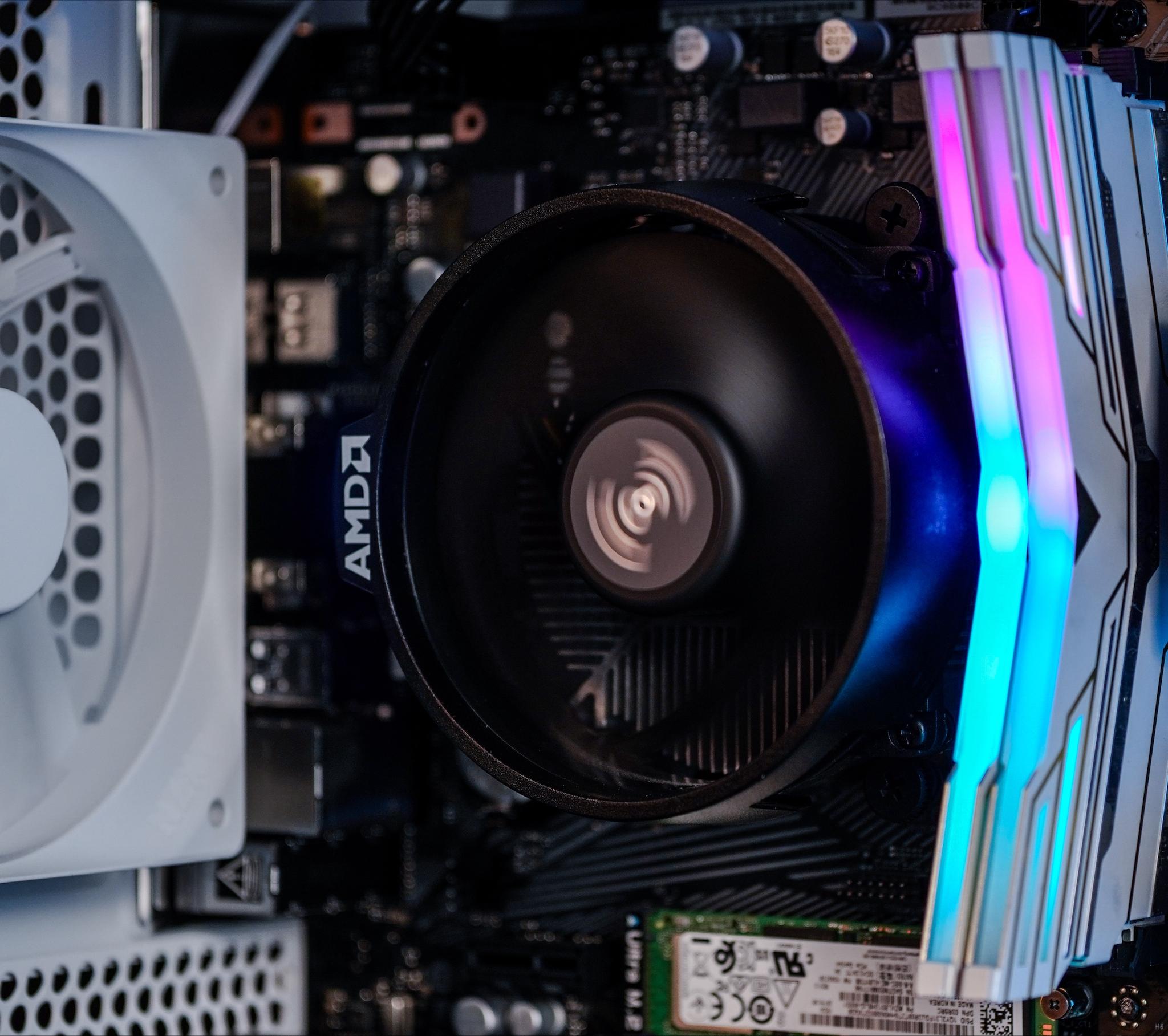 Glacier Valley (V4) Gaming PC - AMD Ryzen 5 3500X, RTX 2060, 16GB