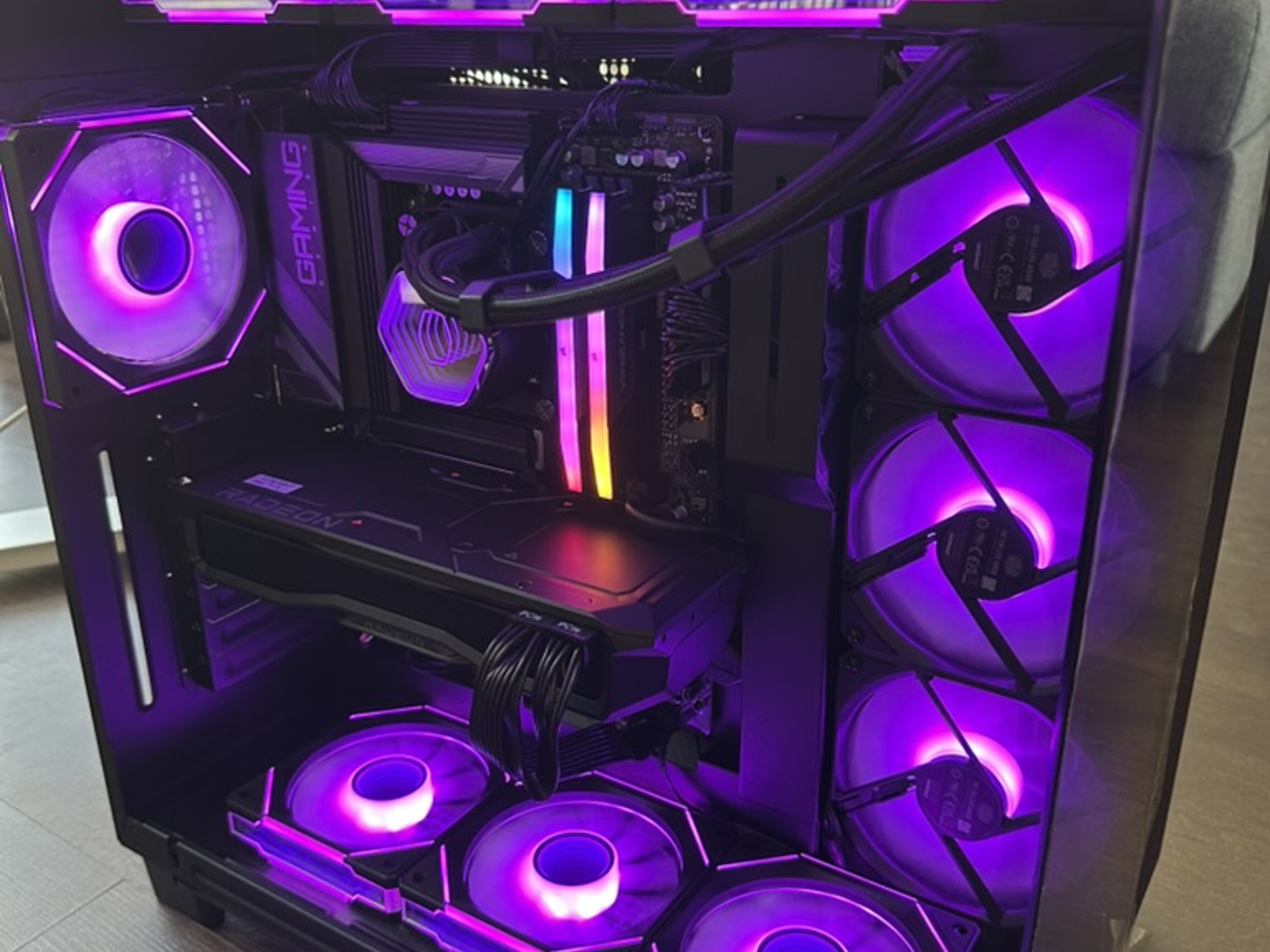 Insane value 4K and 1440p gaming PC | RX 7900 XT | 32 GB Ram | R 7 7700x | 2T SSD