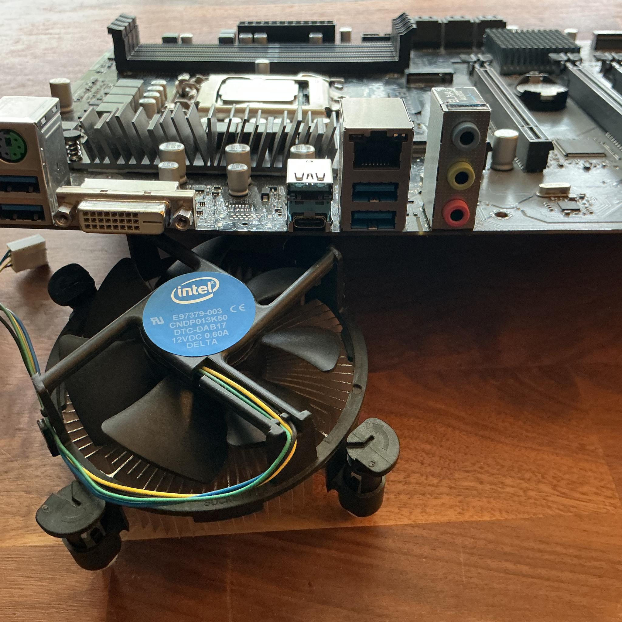Asrock z370 Motherboard/Pentium Gold G5420/4gb RAM/ CPU Cooler