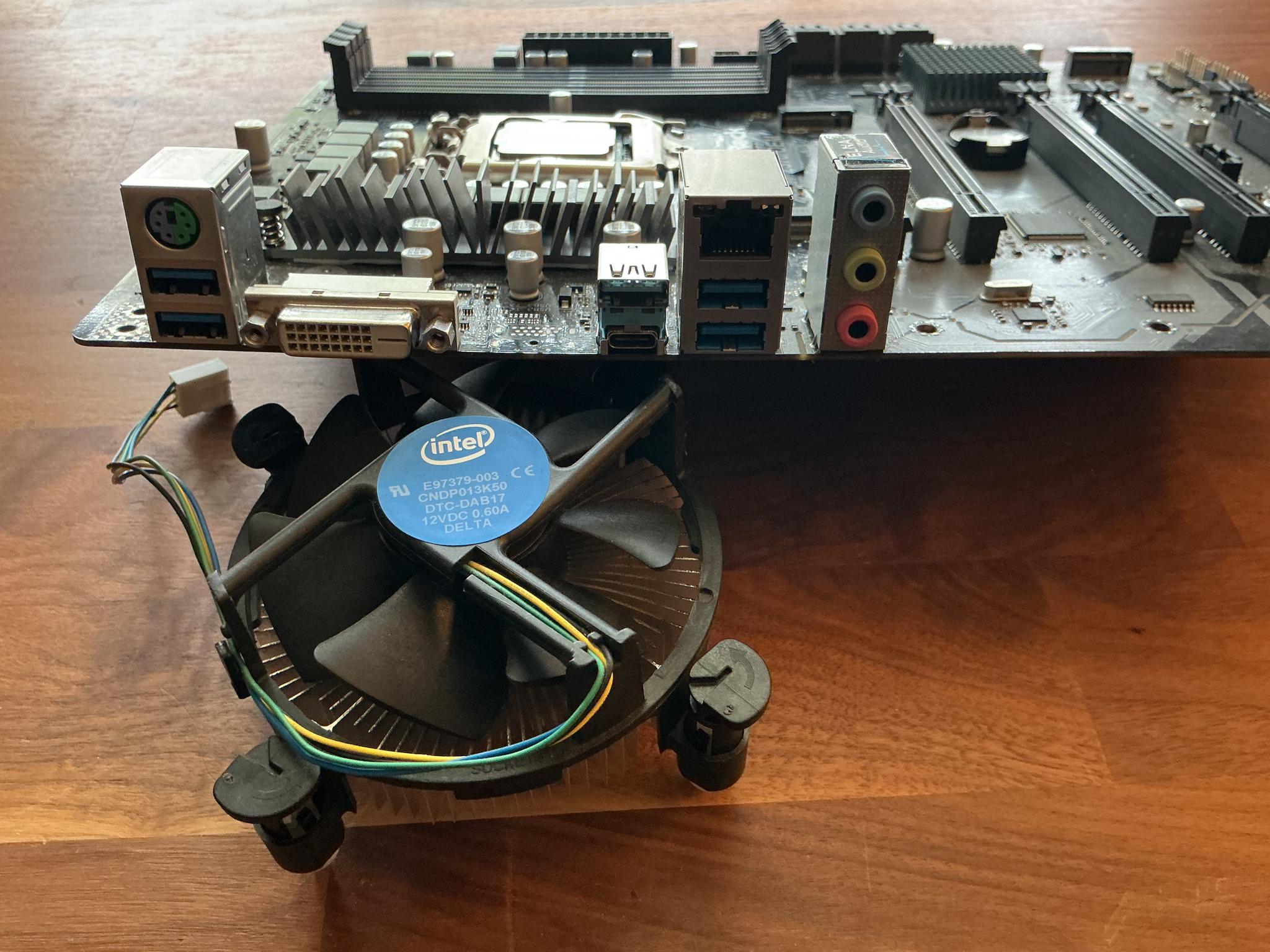Asrock z370 Motherboard/Pentium Gold G5420/4gb RAM/ CPU Cooler