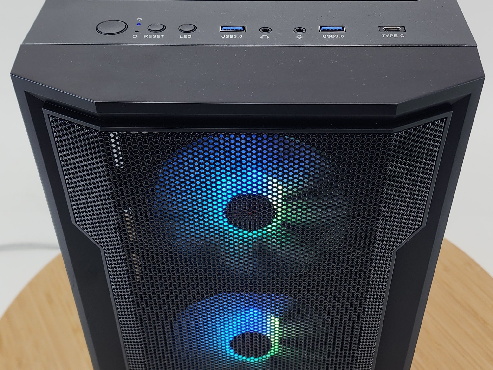 Gaming PC i5-9600KF 32GB RAM 1TB SSD RTX 3050 8GB Windows 11 Computer