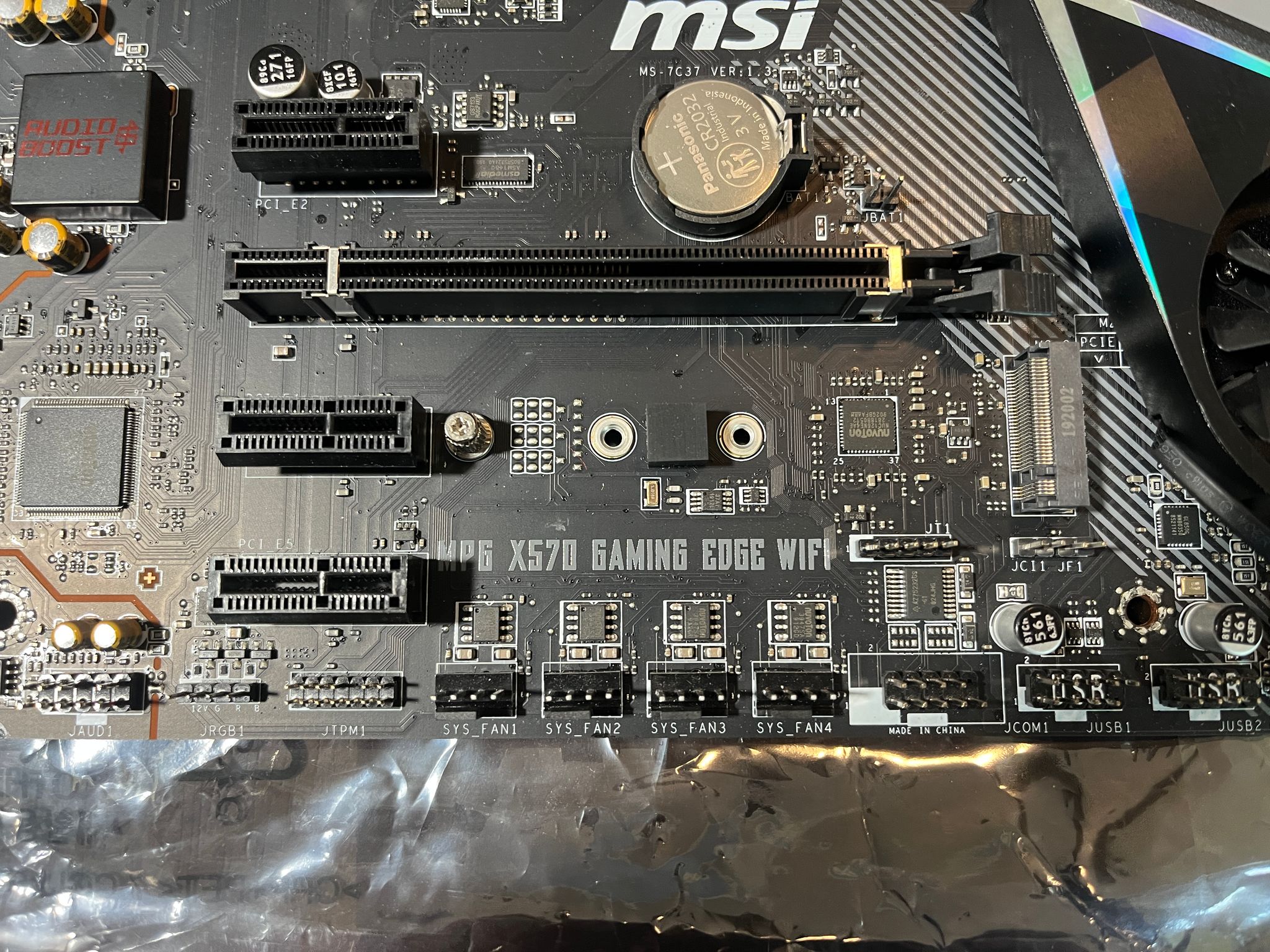 MSI MPG X570 Gaming Edge WIFI AMD X570 ATX Motherboard Socket AM4