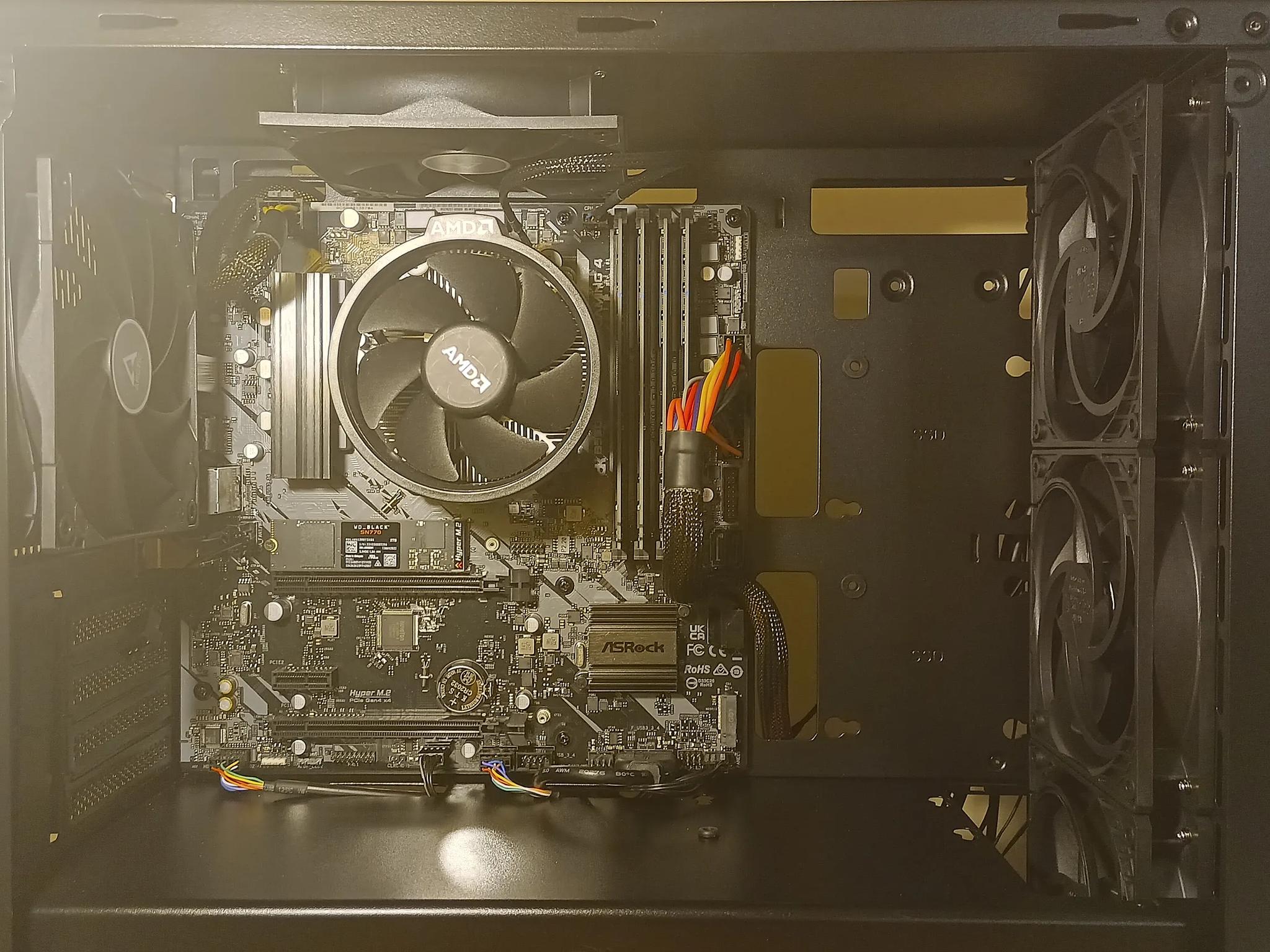 Silent Ryzen 5600G Office PC +