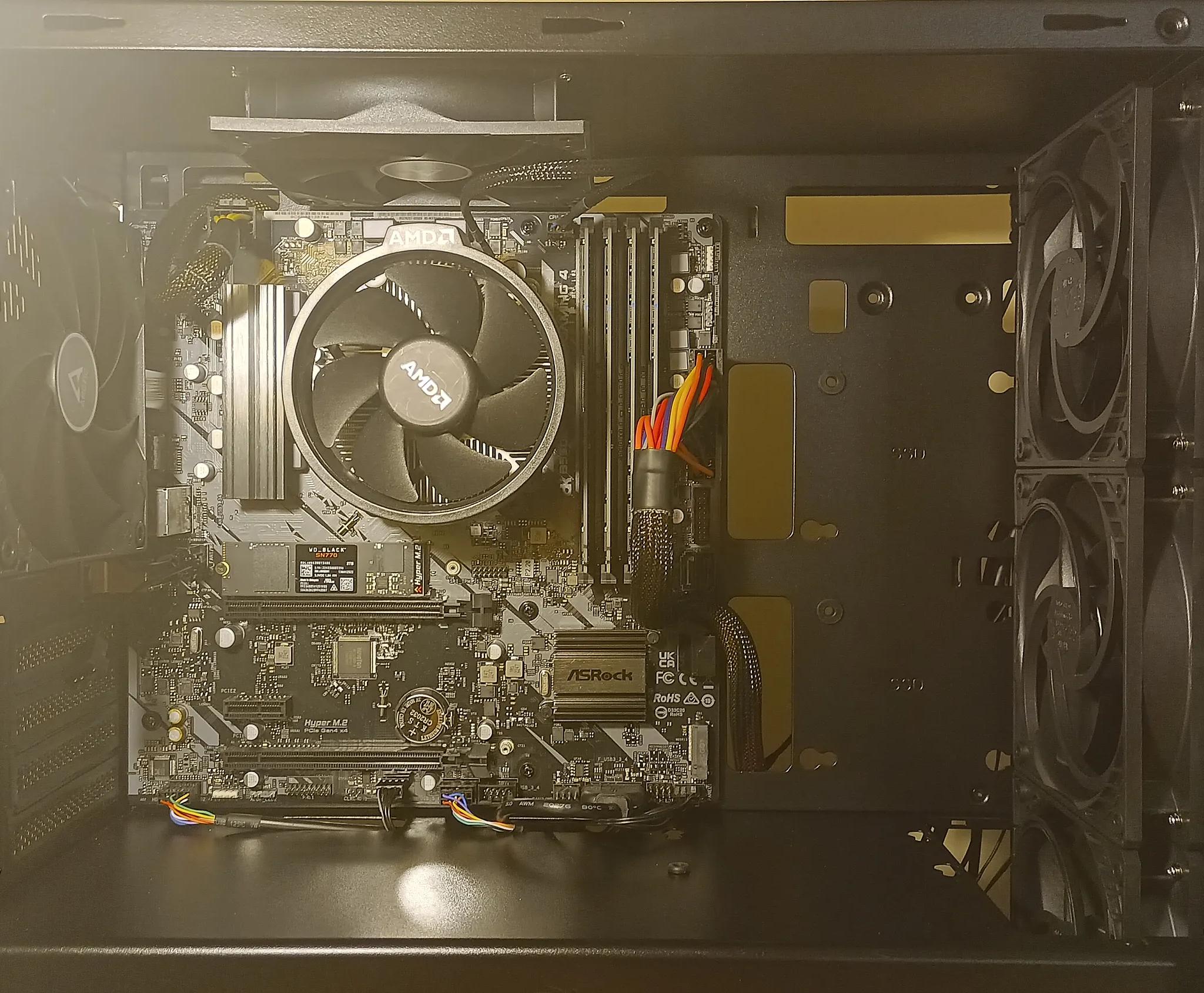 Silent Ryzen 5600G Office PC +