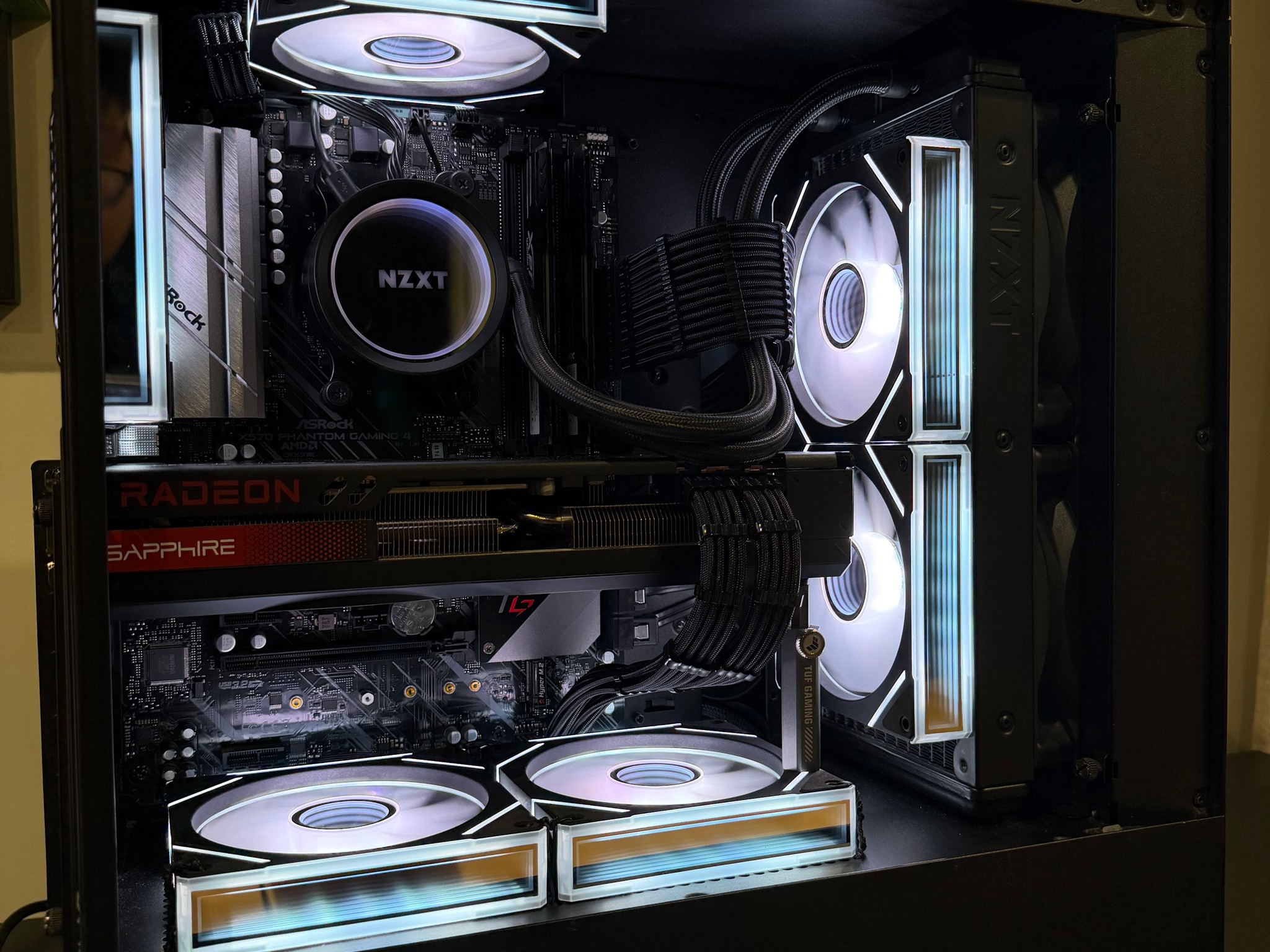 🚀 NEWLY BUILT GAMING PC — 5800X3D/ X570 + RX 7800 XT + 32GB Ram + 1.5 TB 🚀