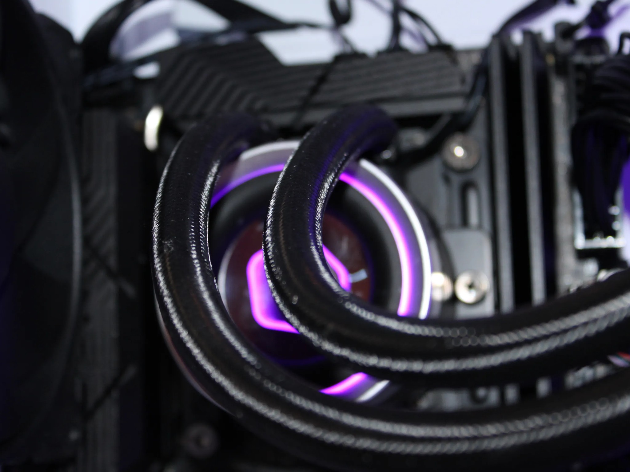 On Sale i7-14700K and RTX 5070 build