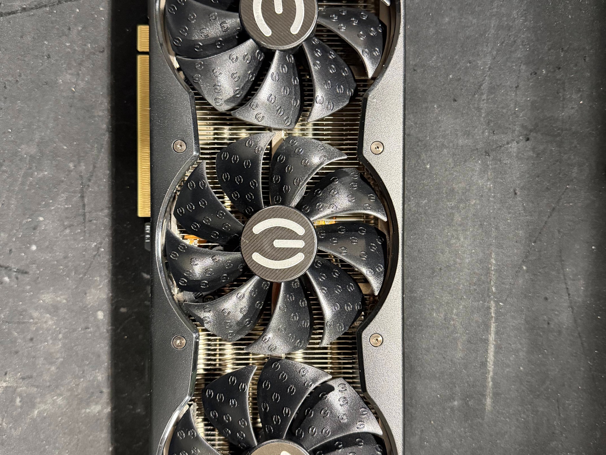 EVGA GeForce RTX 3080 XC3 GAMING w/ Minor Wear and Tear
