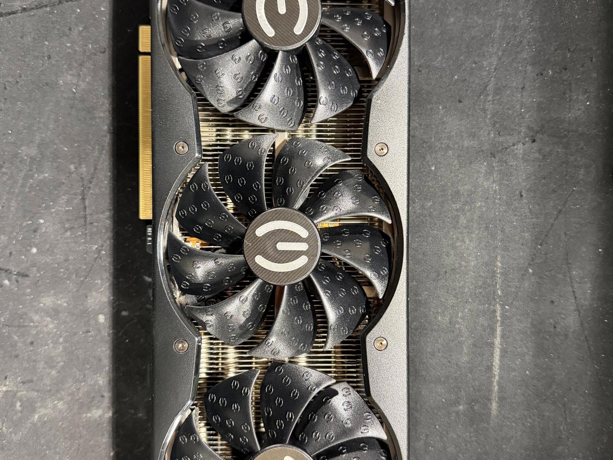 EVGA GeForce RTX 3080 XC3 GAMING w/ Minor Wear and Tear