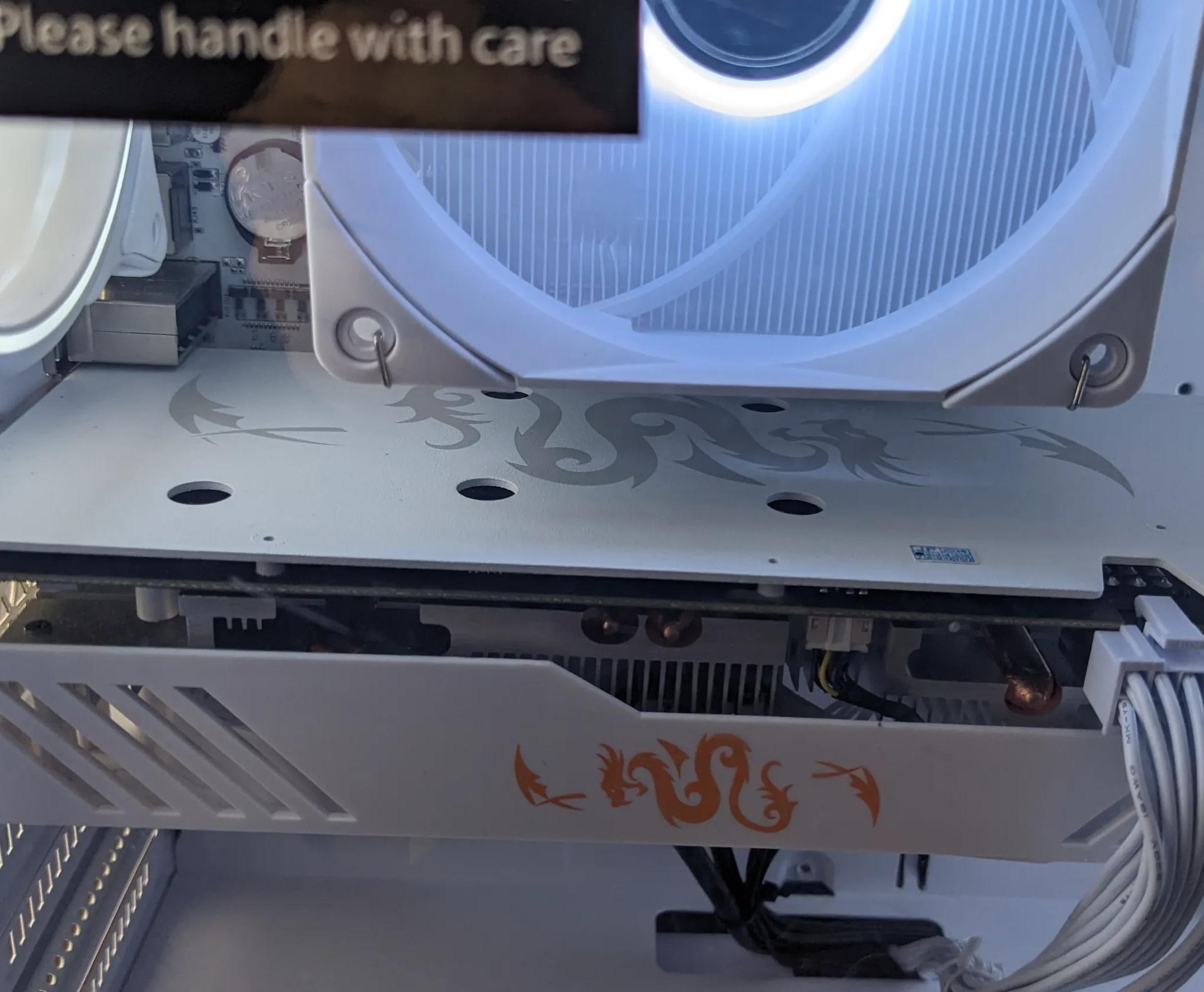 RTX 2060 Super, Ryzen 5 5600X, 2x8GB 3000mz 512GB NVMe All White Out
