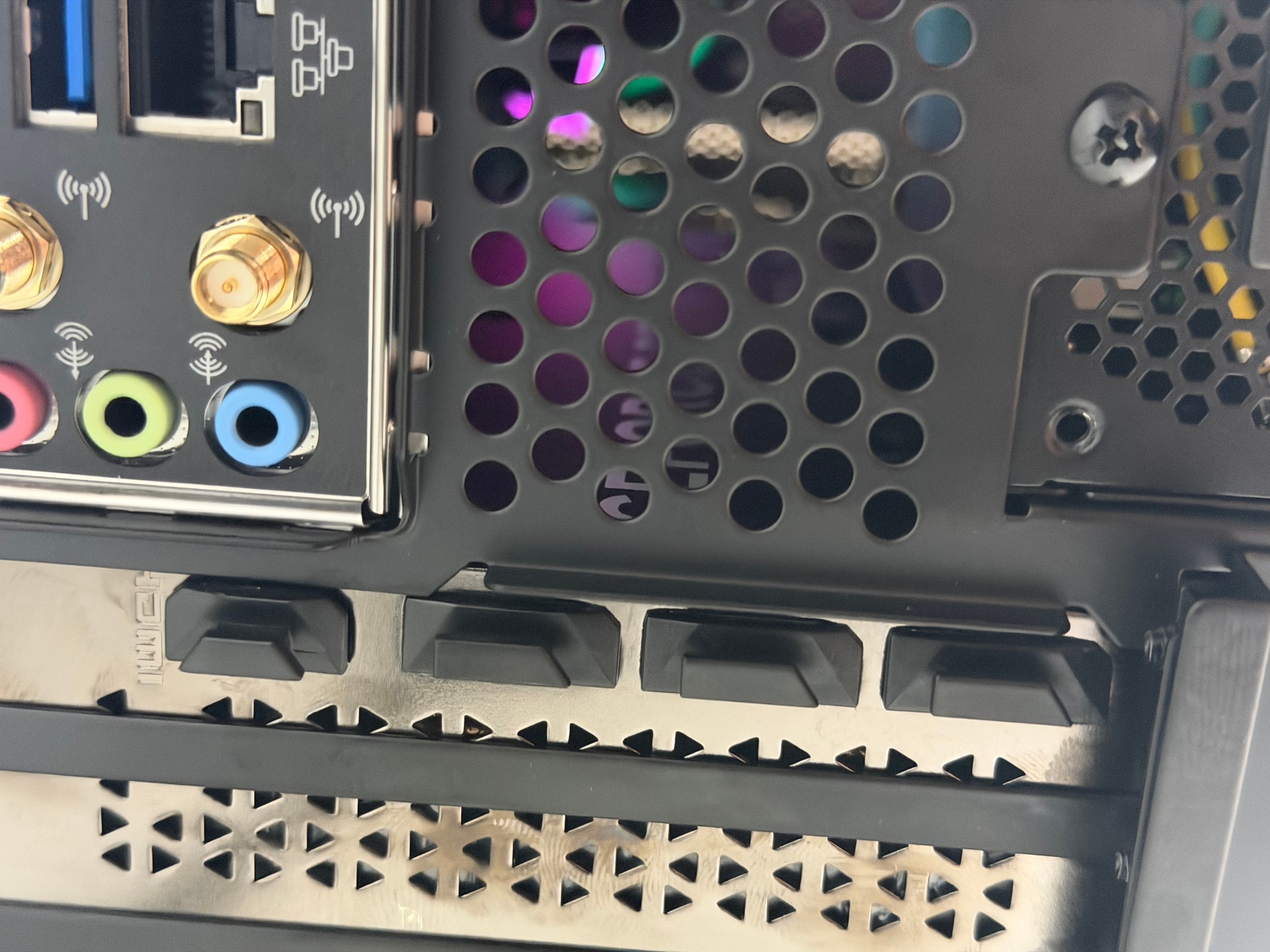 Dream Machine - 5060Ti 8GB | 7500X3D | 32GB DDR5 | 512GB SSD