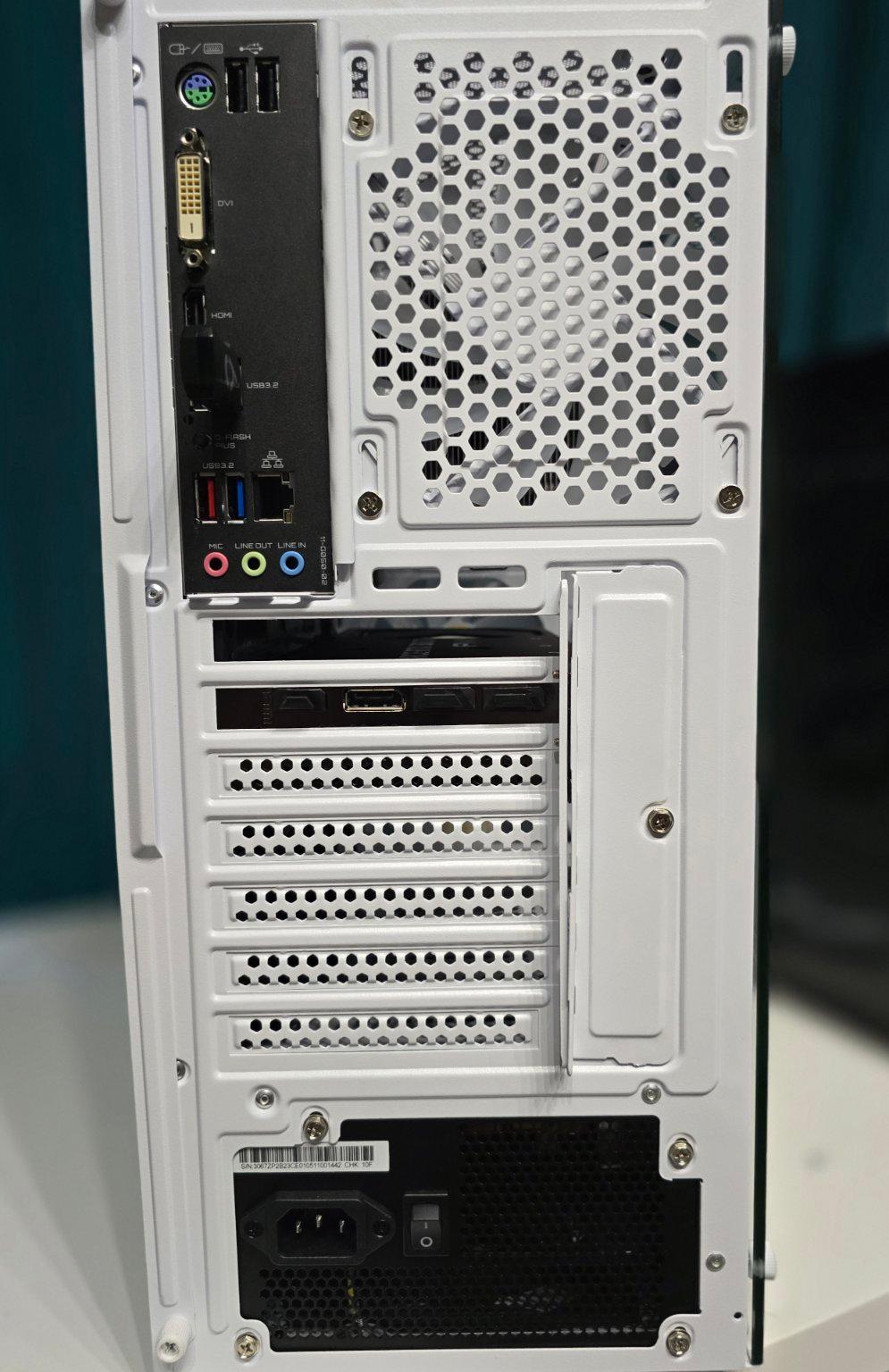 RTX 5060TI 16GB|RYZEN 7 5800XT |32GB DDR4 | 1T NVMe | The Mid-Range Beast RTX