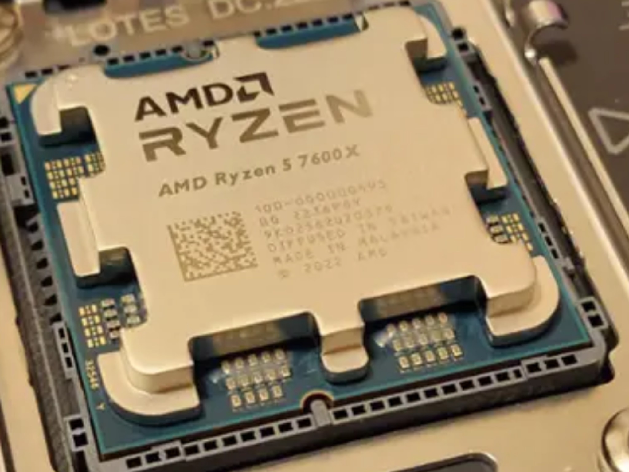 AMD 7600X