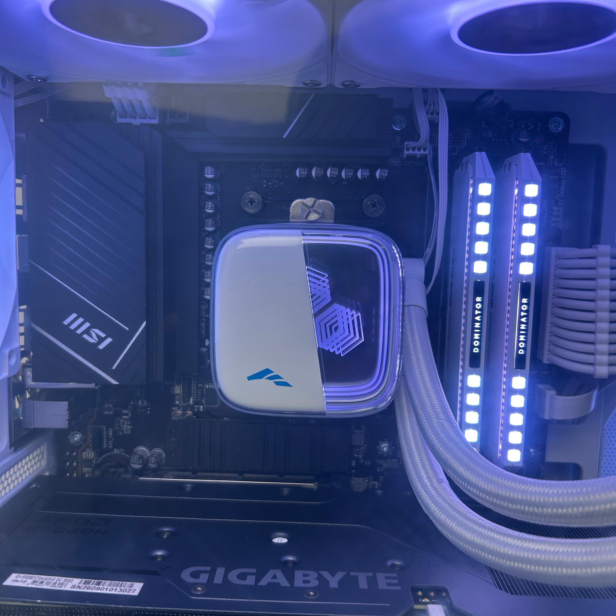Rx9060 XT 16gb | Ryzen 5 | 32gb DDR5 | Gaming pc