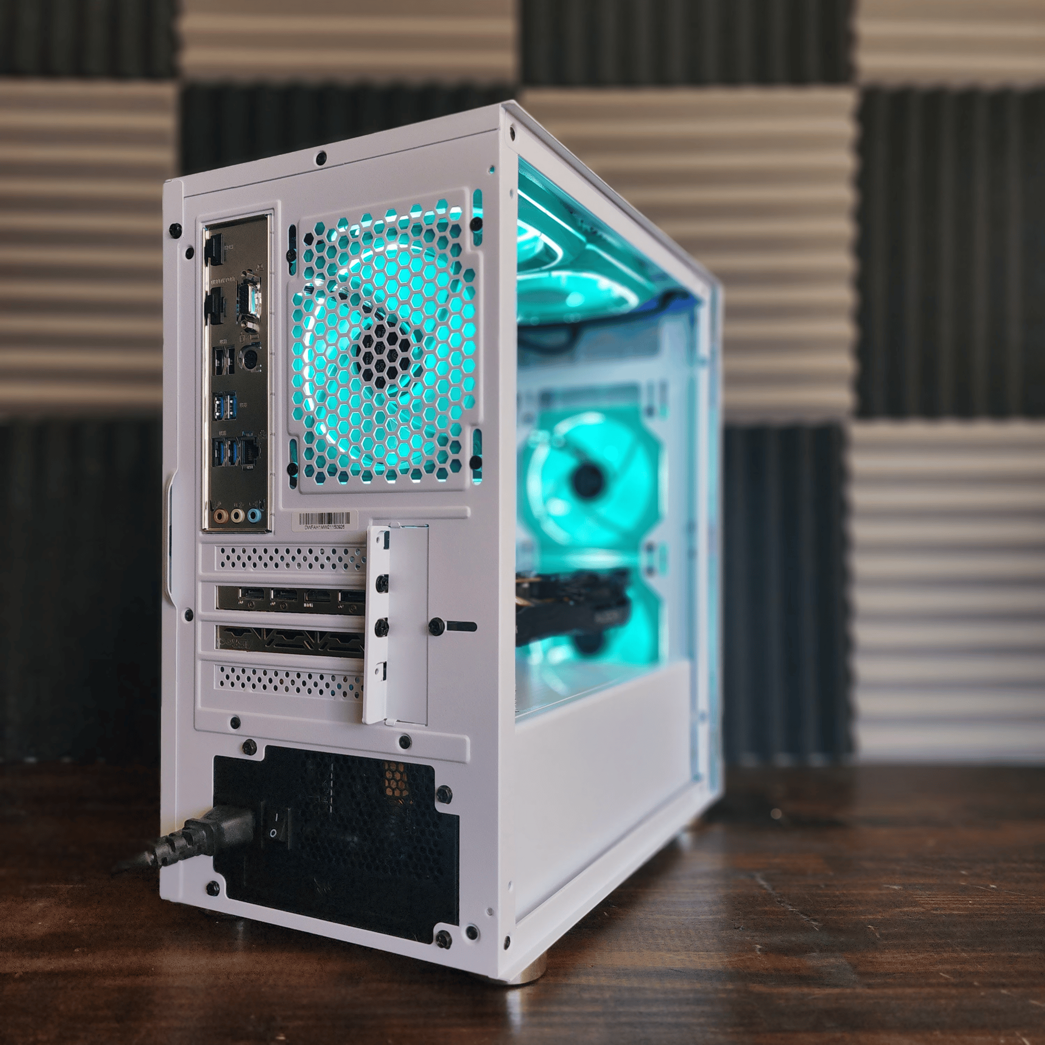 🤍👽🤍 ASRock RX 6600 //  AMD Ryzen 5 3500X // T-Create 16GB 3200MHz