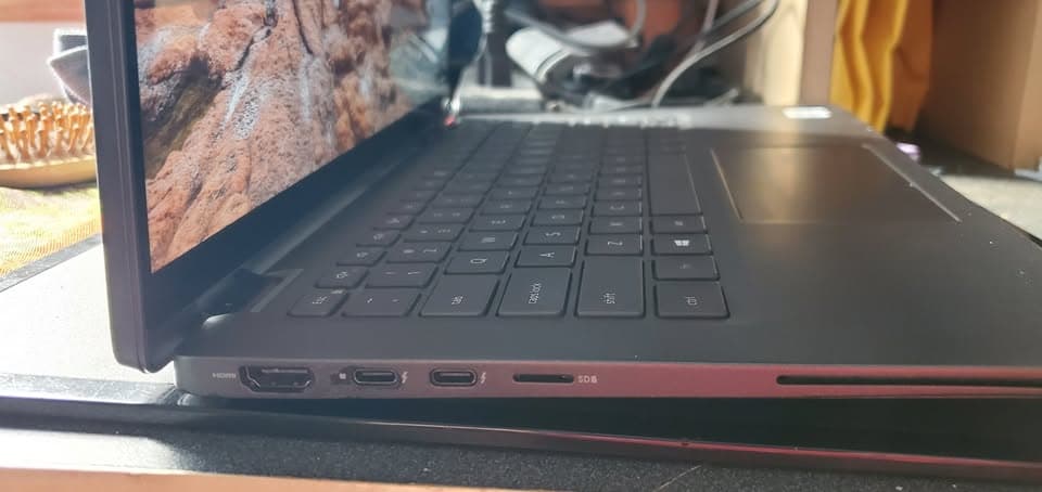 Dell Latitude 7310 2n1 touchscreen Laptop
