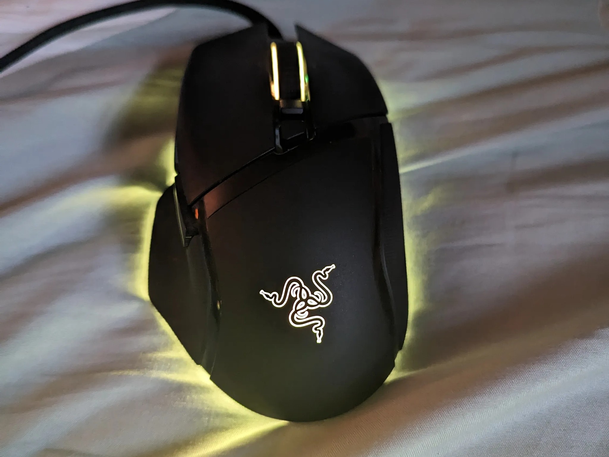 *GREAT CONDITION* Razer Huntsman V2 RGB Mechanical Keyboard + Razer Basilisk V3 RGB Mouse