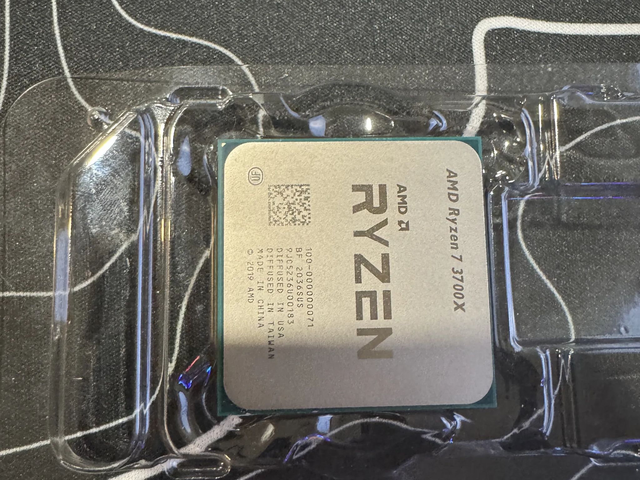 AMD Ryzen 7 3700X 3.6 GHz 8-Core Processor