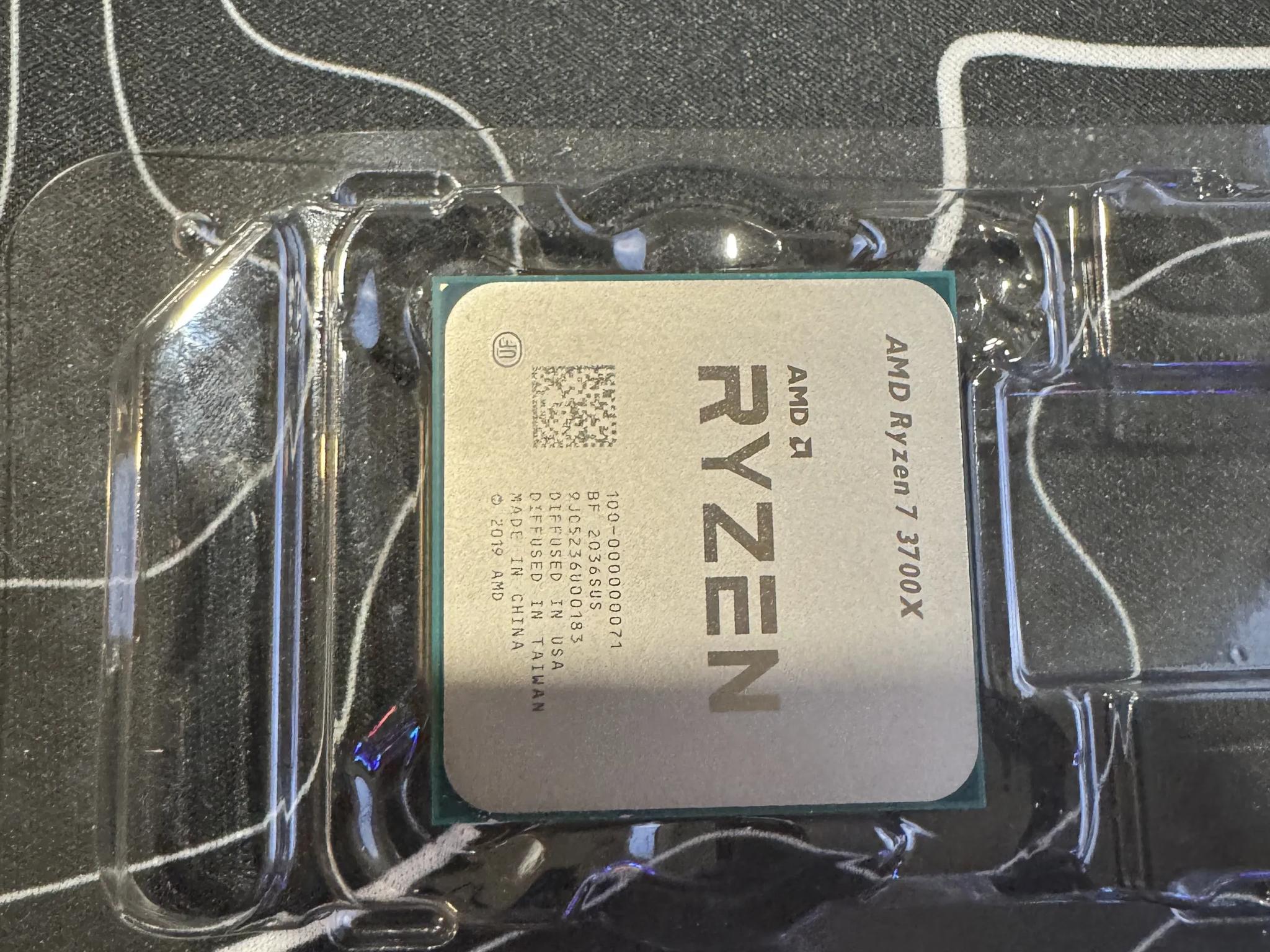 AMD Ryzen 7 3700X 3.6 GHz 8-Core Processor