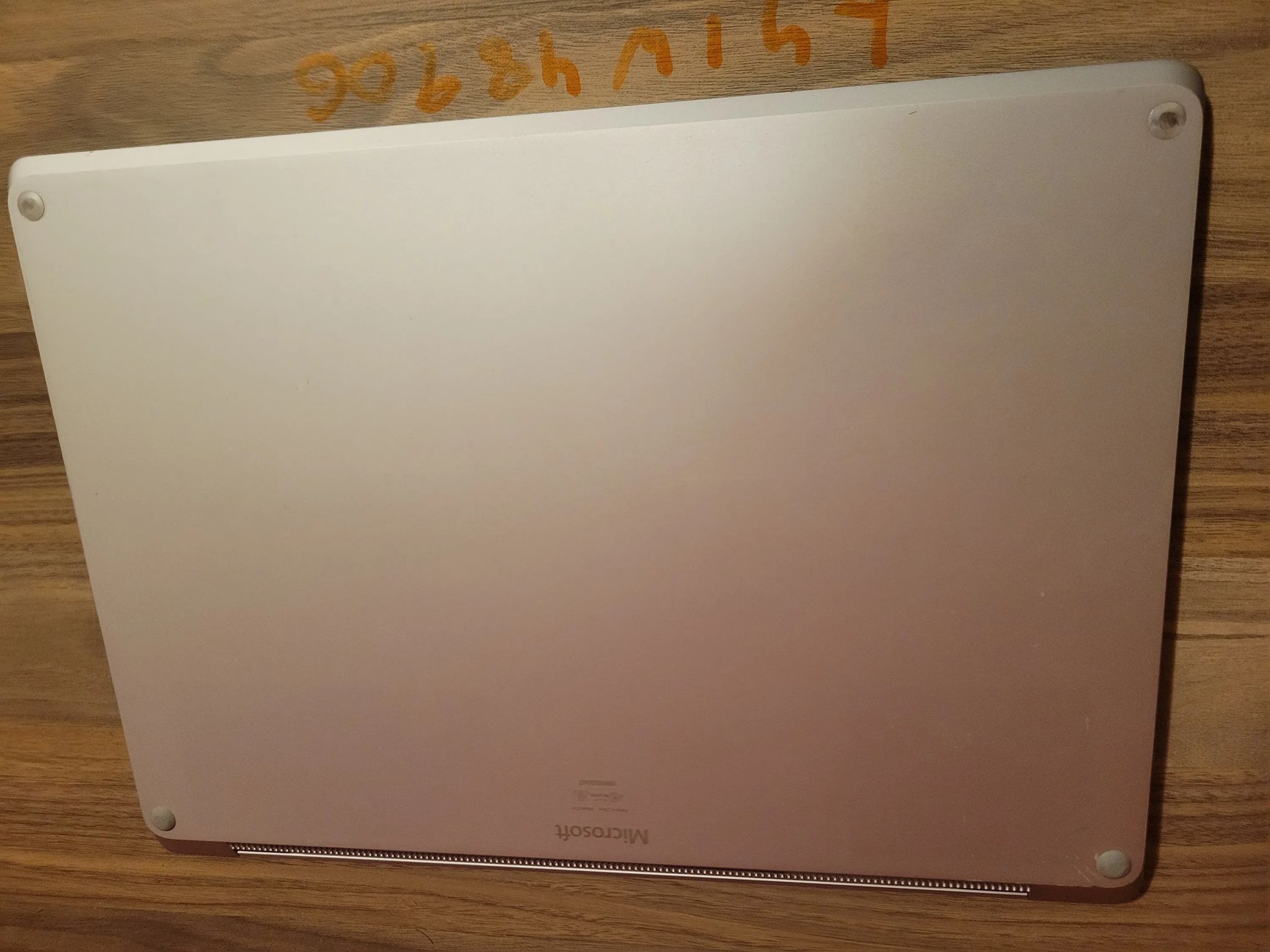 Microsoft Surface Laptop 2 - intel i7 - 512gb - 16gb ram - 13.5" touch screen