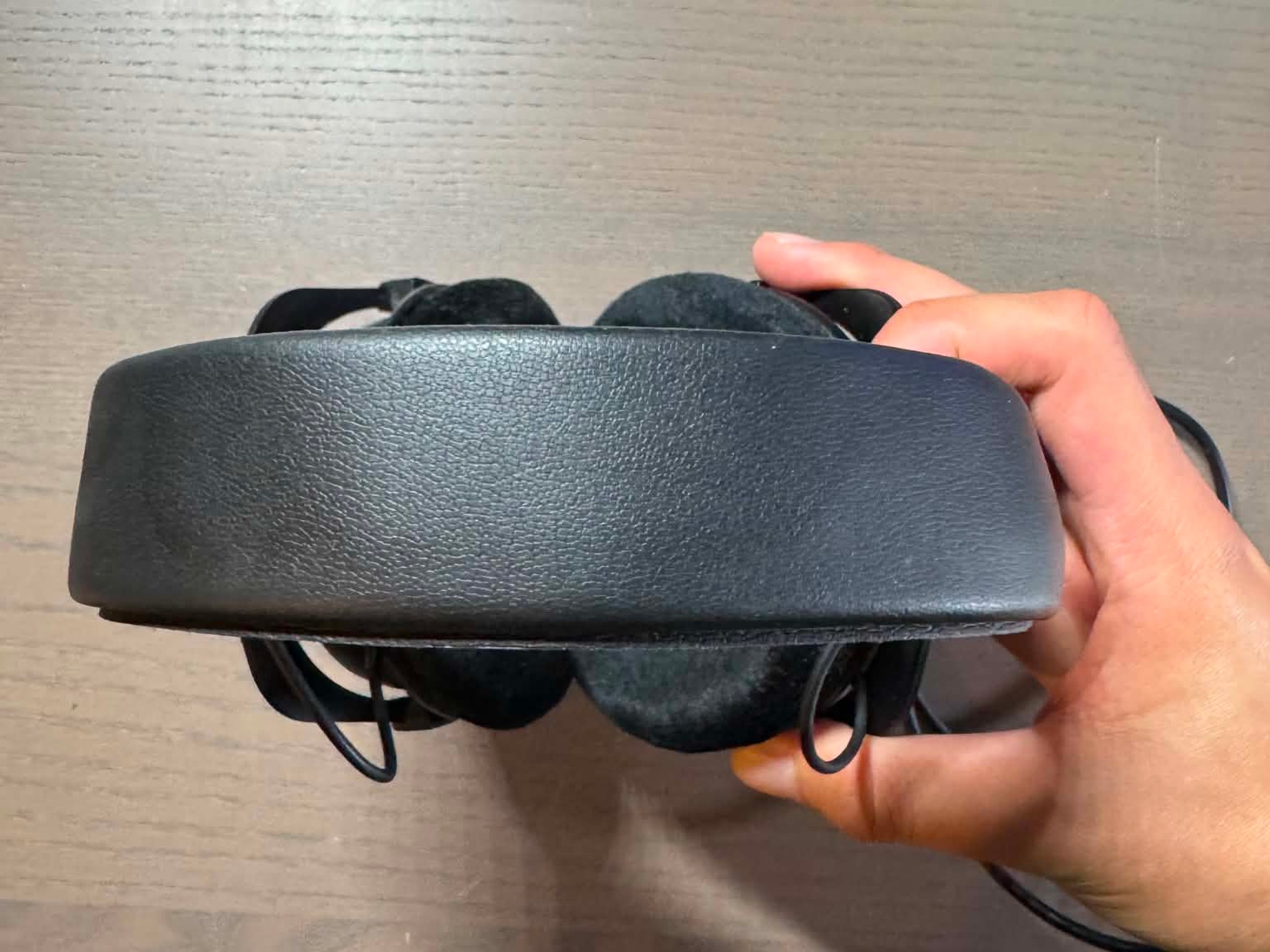 beyerdynamic TYGR 300 R Open-Back Gaming Headphones Black Over-Ear 6.35mm