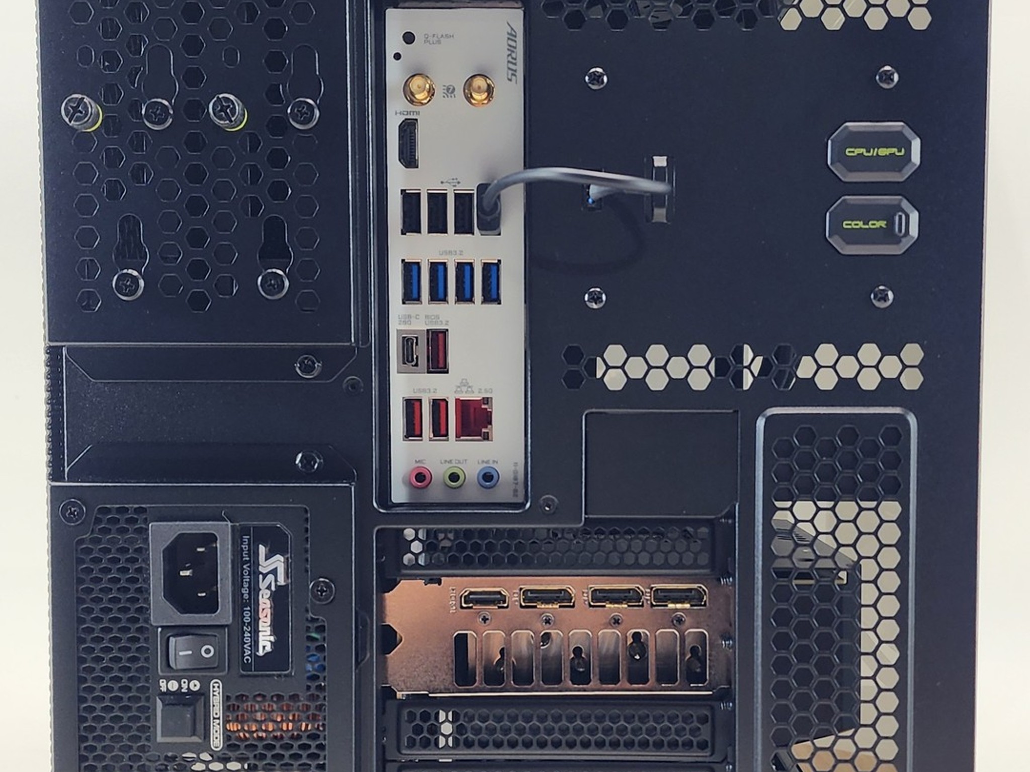 Gaming PC Ryzen 7 9800X3D 64GB RAM 4TB SSD RTX 5090 32GB Windows 11 PC