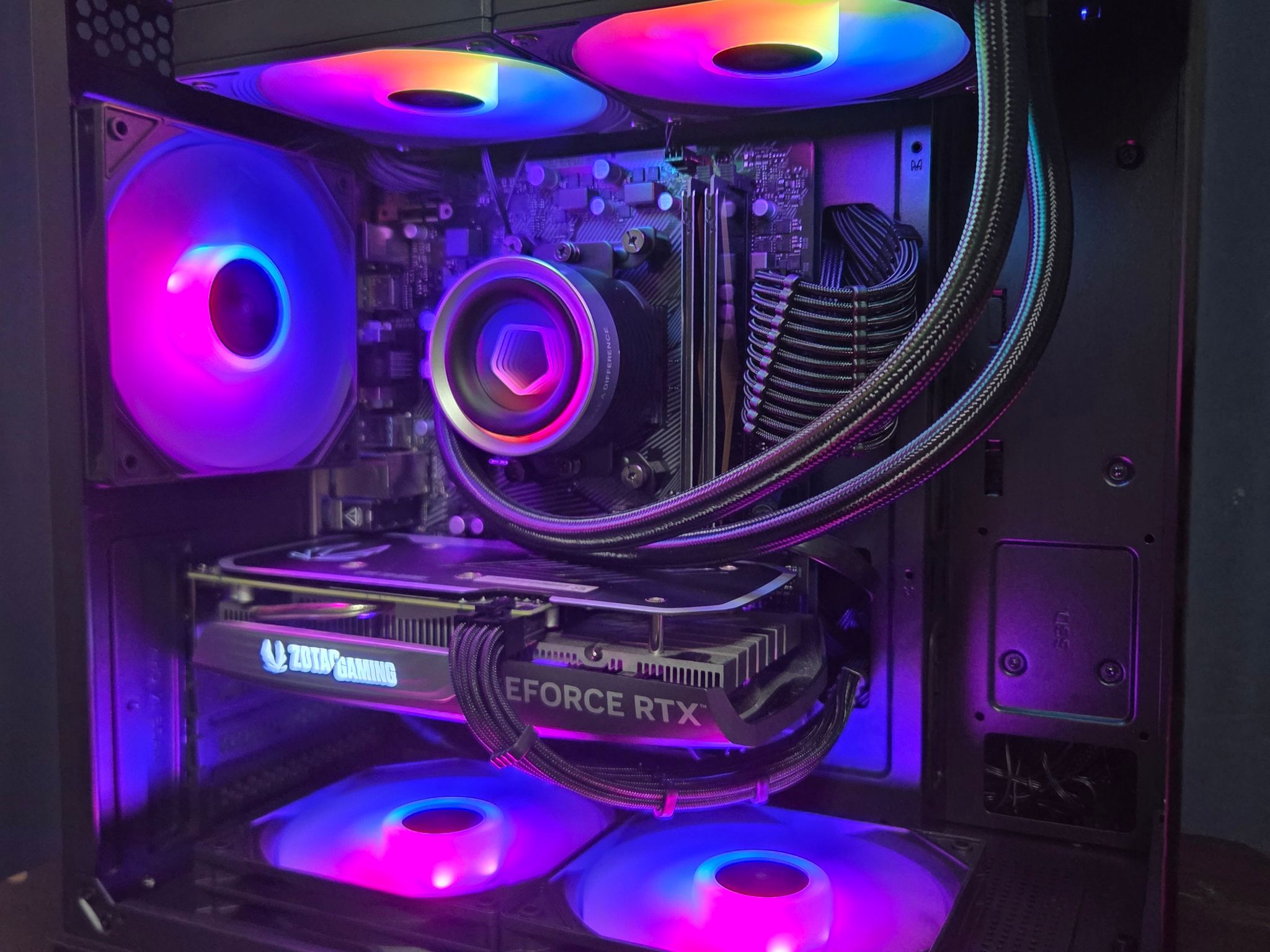 GeForce RTX 4060 Custom Gaming PC - Ryzen 5 5600, 16GB RAM