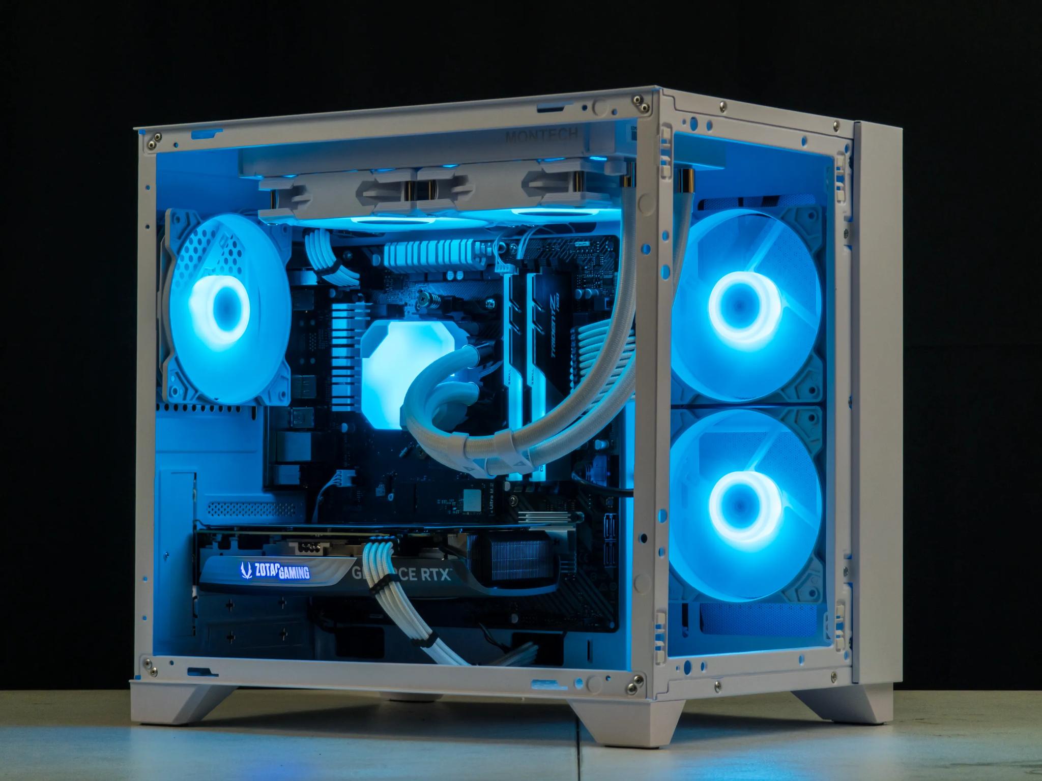 🤍🖤 RTX 4070 / Ryzen 7 5800X / 32GB Gaming PC 🖤🤍