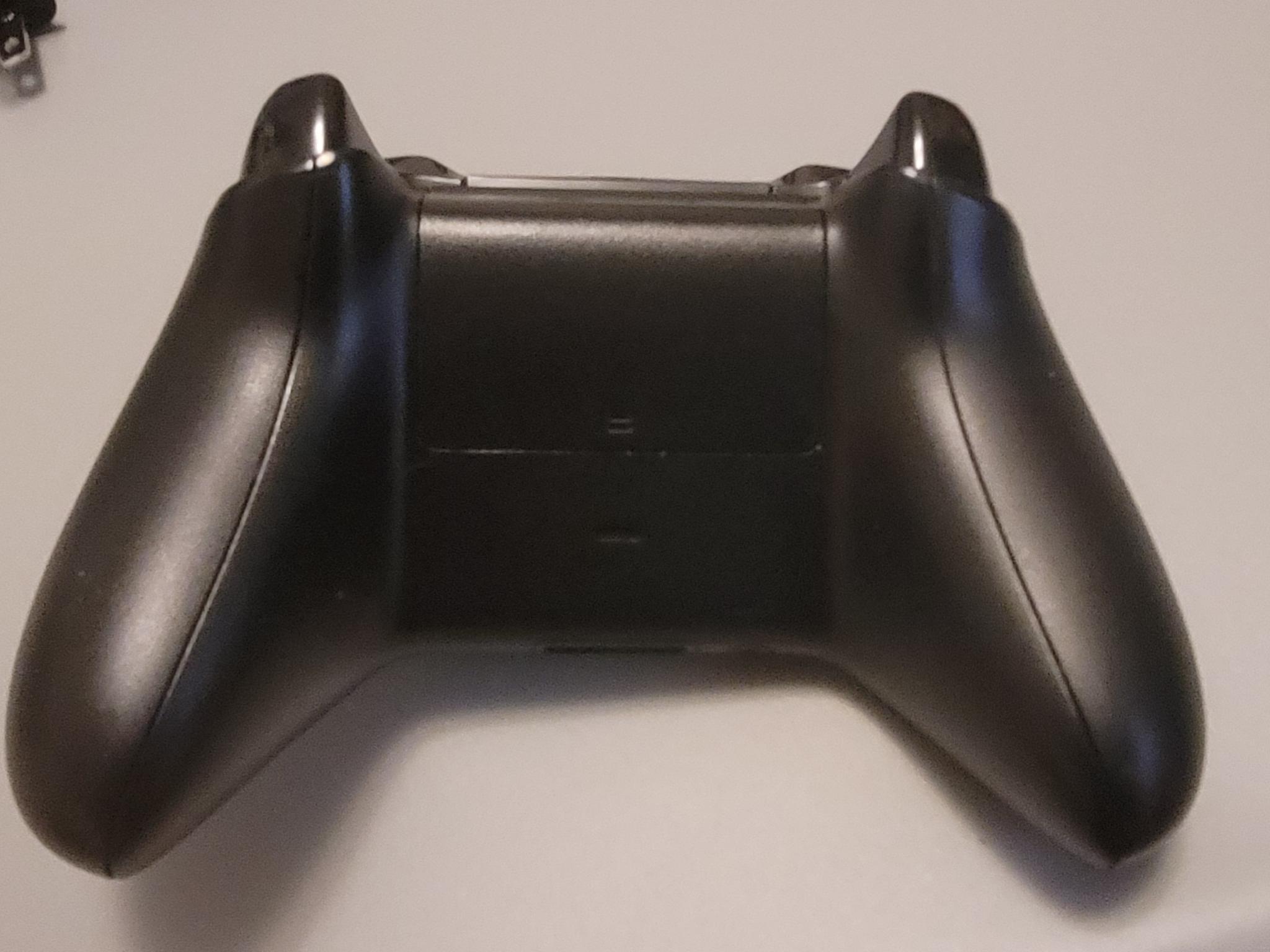 Xbox Series S 512gb and controller/cords