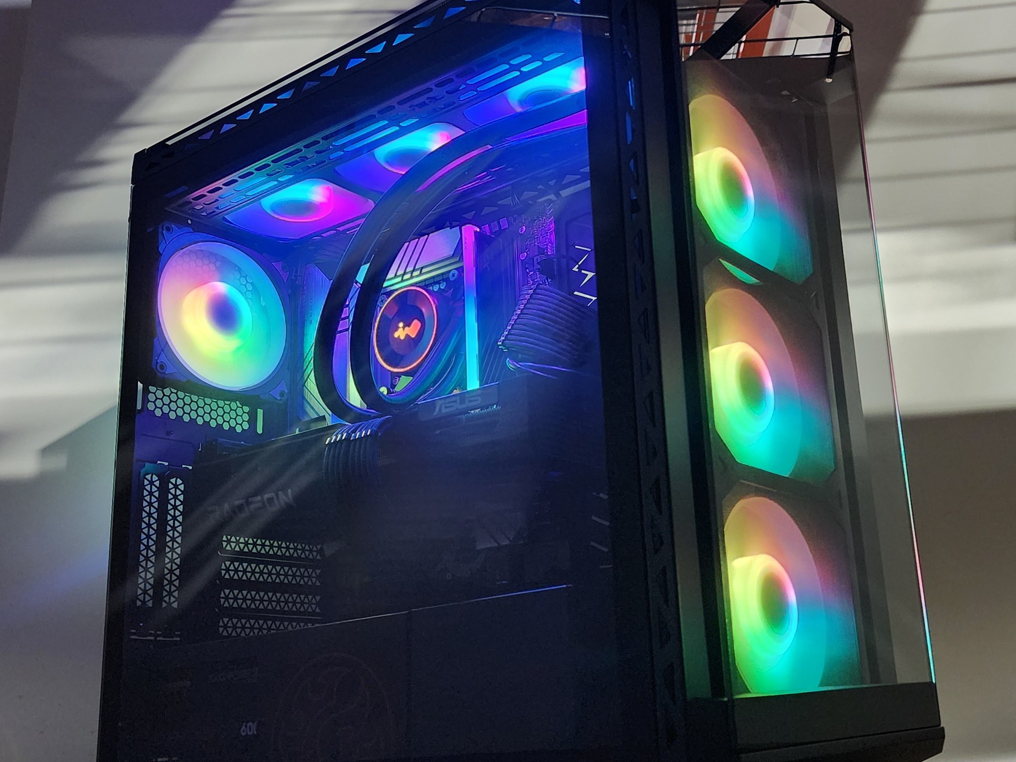 Gaming PC i7-14700KF 16GB RAM 1TB SSD RX 9070 16GB 16GB Windows 11 Computer