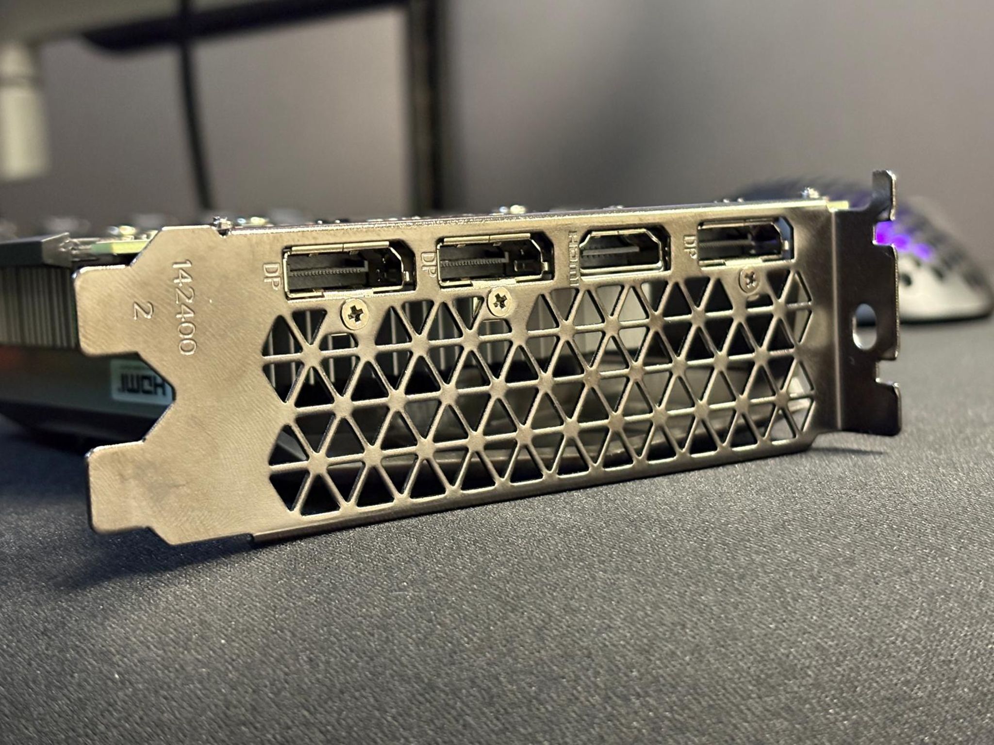 USED IN GOOD CONDITION W/ TEST REPORT - ZOTAC GAMING GeForce RTX 3050 6GB GDDR6 Solo 96-bit