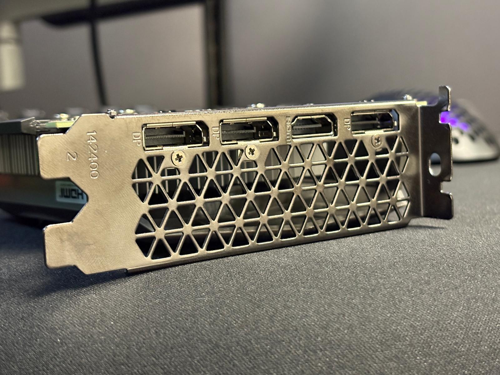 ZOTAC GAMING SOLO GeForce RTX 3050 6GB - Image 3