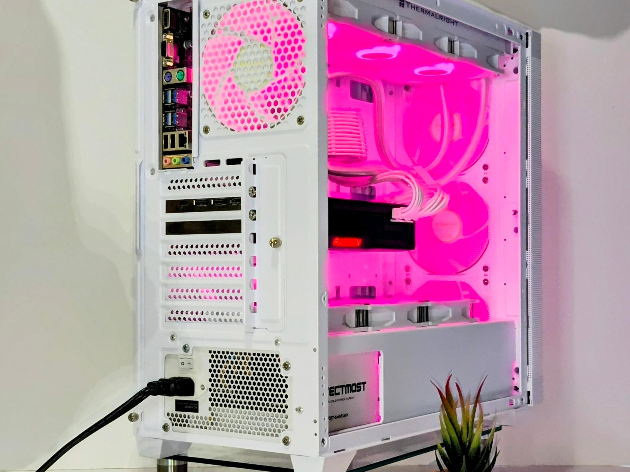Luffy D "Gear AM/5" Build🔥⚪️Ryzen 7 7700⚪️RX 6950XT⚪️32GB RAM⚪️1TB NVMe⚪️Windows 11 Prof.