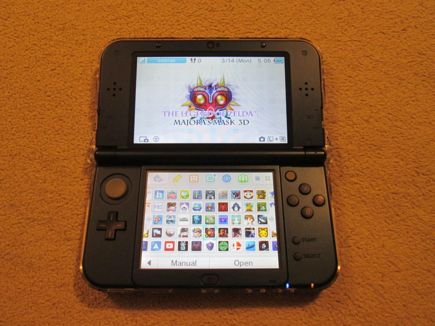 RARE Nintendo 3ds Xl 128gb Limited Galaxy Edition With Games And Accessroies