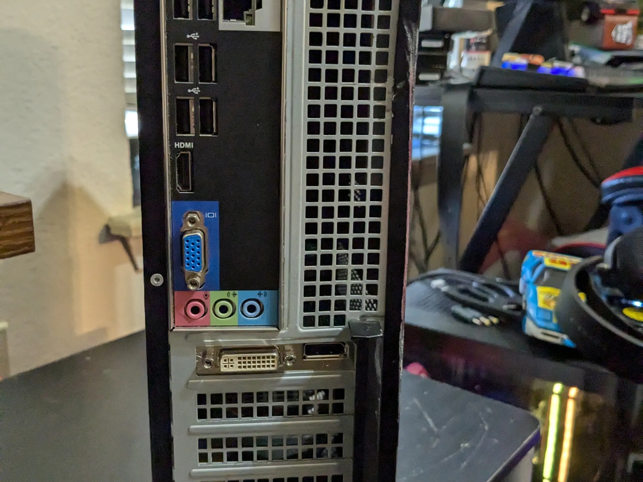 Scratch and Dent | 60 FPS Fortnite | Xeon E3 (Similar to i7-2600S), 16GB RAM, 256GB SSD, Win10, WiFi