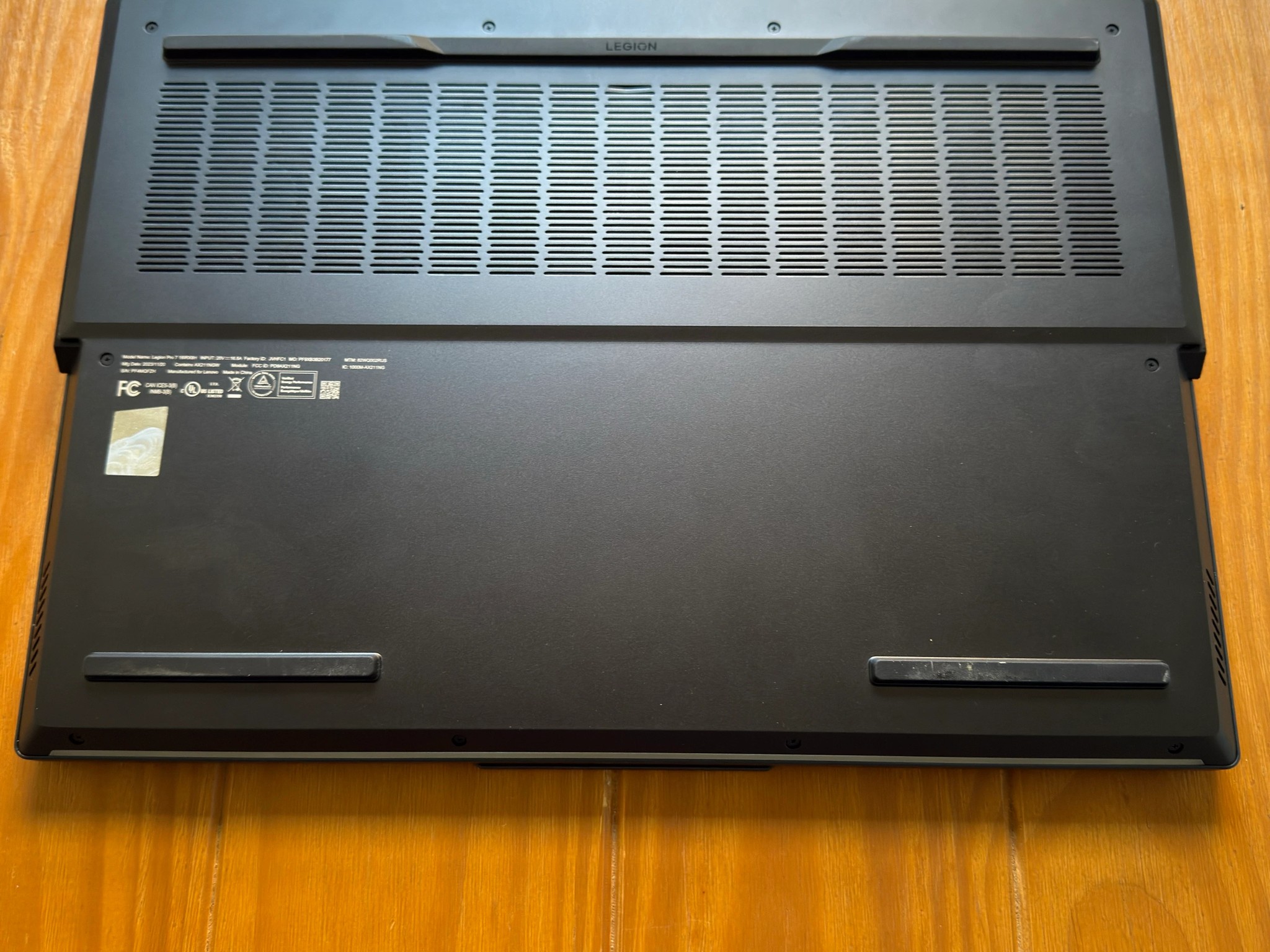 Lenovo Legion 7i Pro gaming laptop (Core i9, RTX 4080, 32 GB, 1 TB)