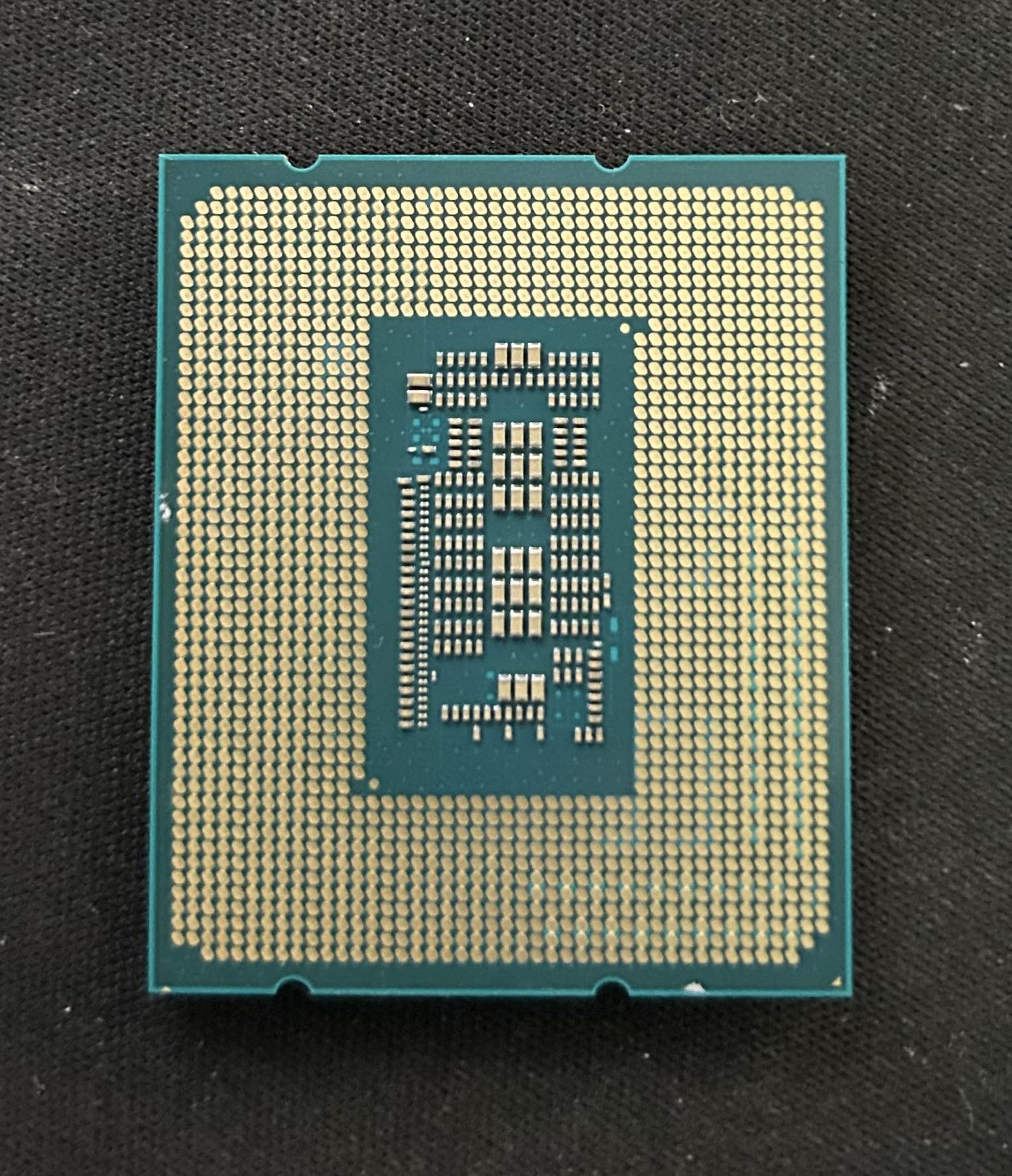 On Sale! i5 12600k 10 cores 16 threads at 4.9 GHz, LGA 1700