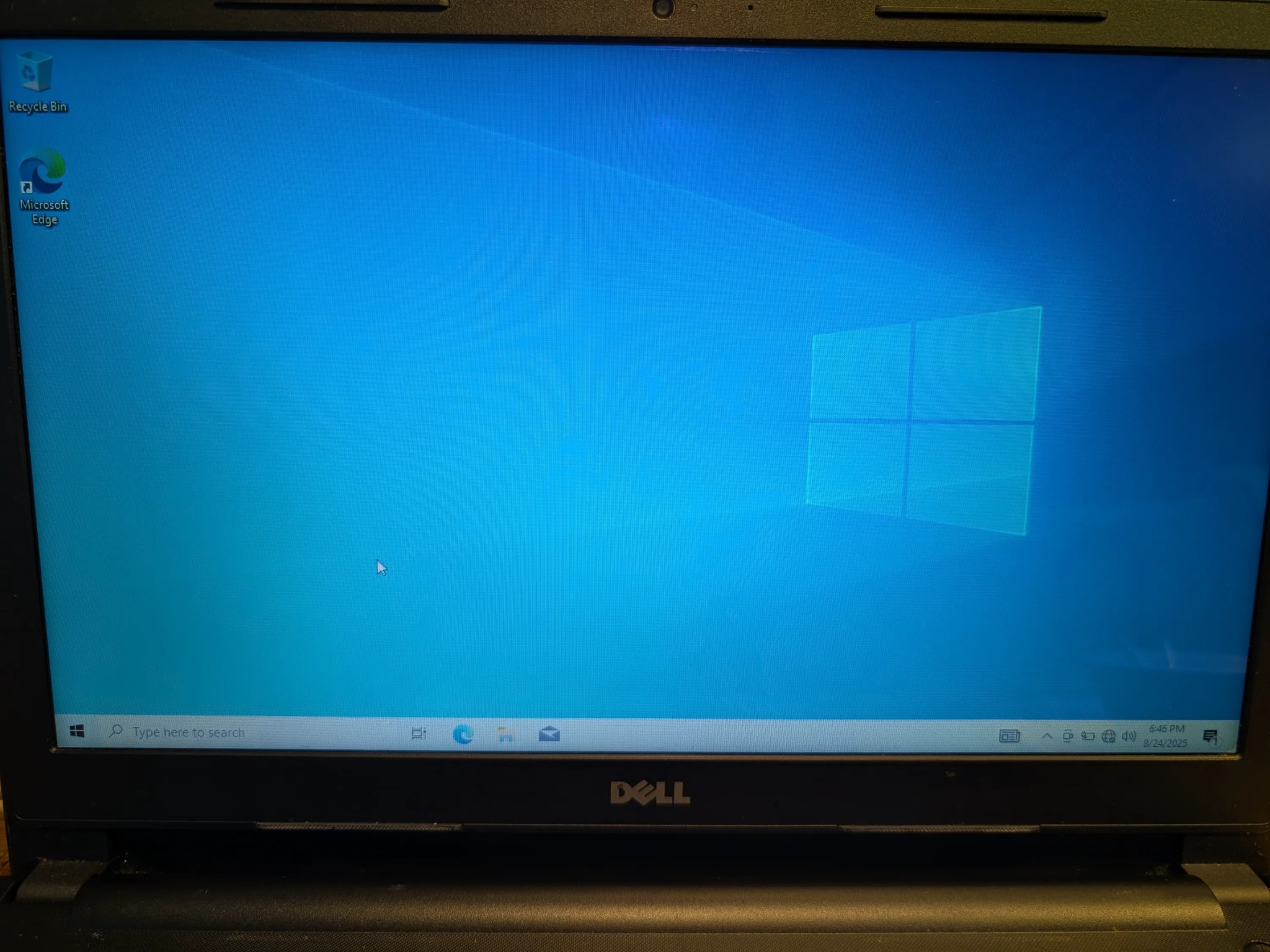 Dell Inspiron 15 3567 Intel 7th Gen i5 2.5 GHz 16GB RAM 512GB SSD Windows 10 Home