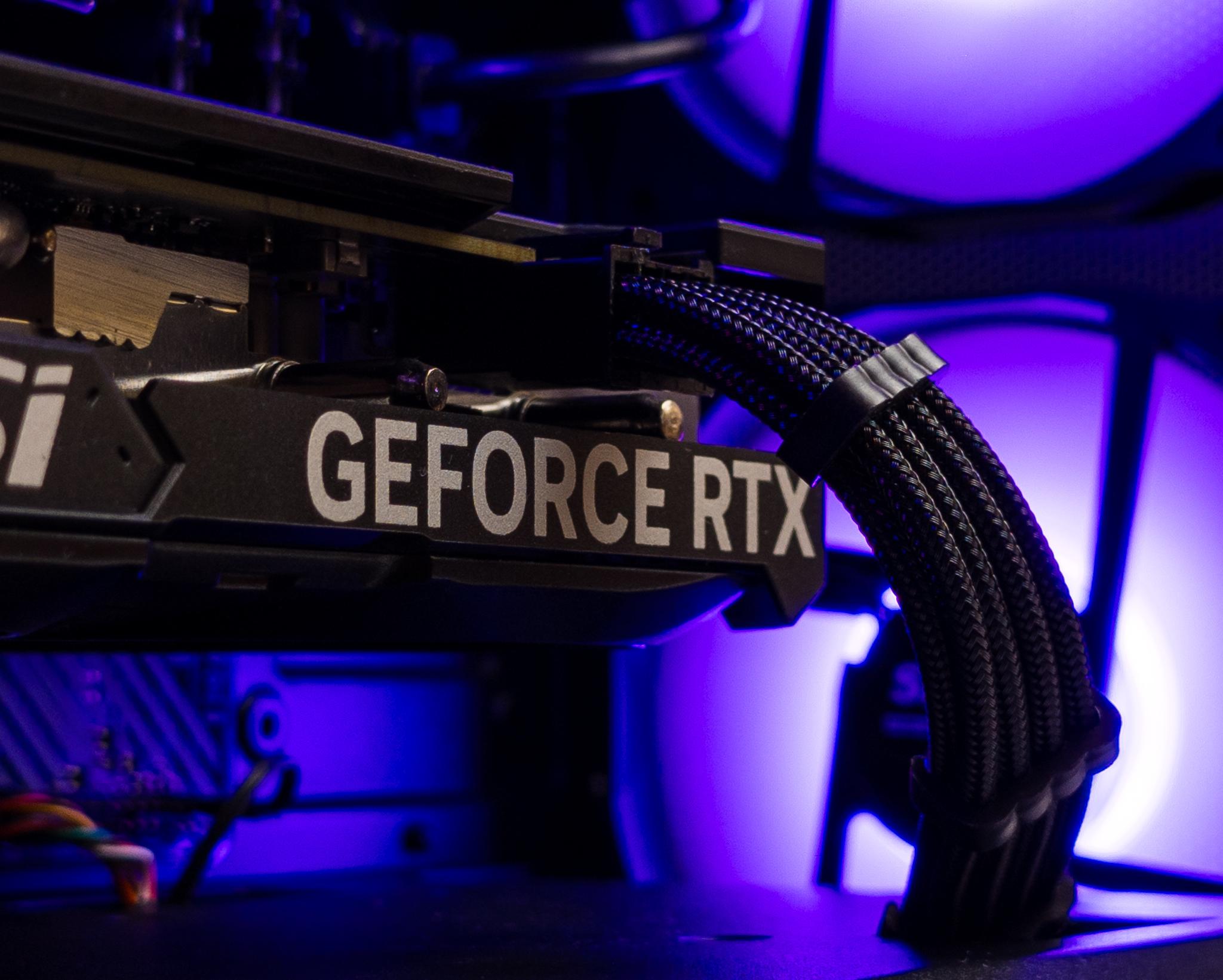 💜🖤 RTX 4060 / Ryzen 5 5600X / 32GB Gaming PC 🖤💜