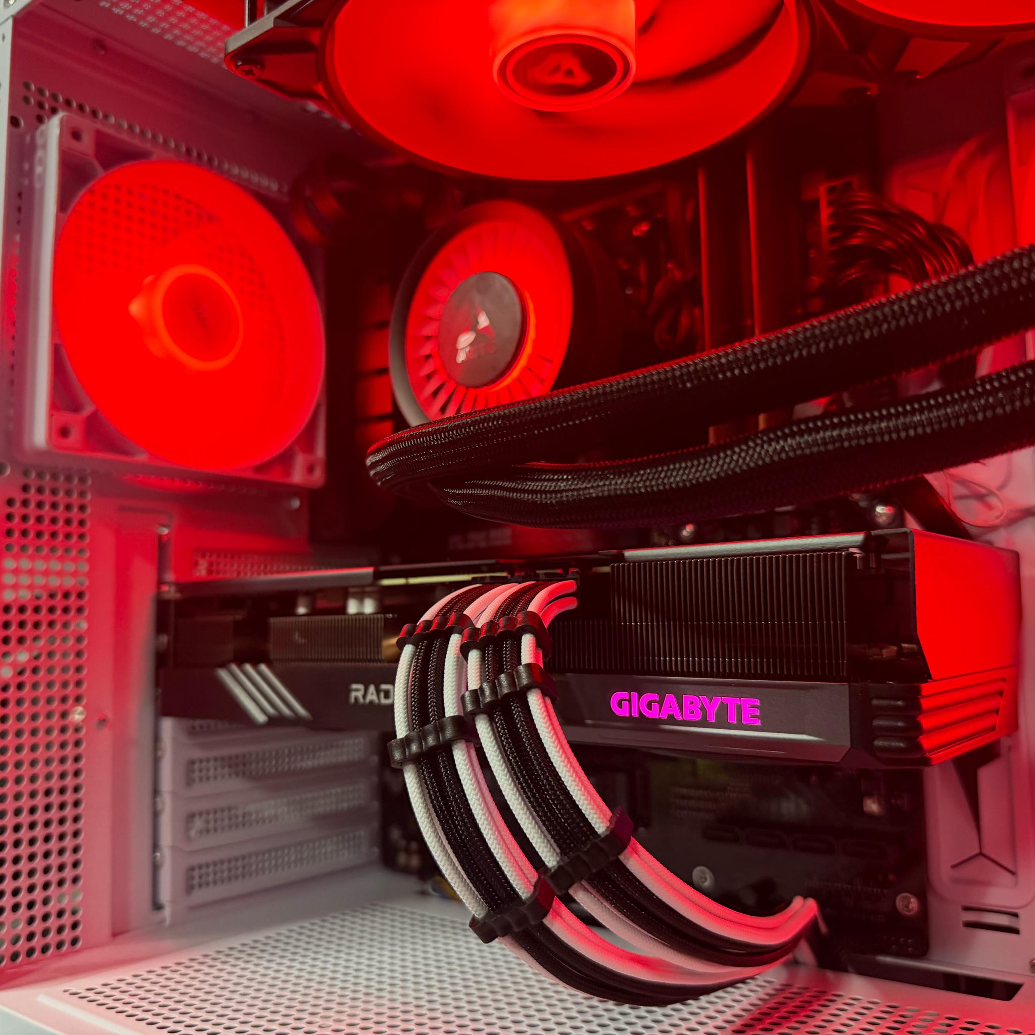 ⚪⚫🔥 YIN YANG BANG 9676 🔥⚫⚪ Ryzen 5 9600X| RX 7600XT 16 GB | 1.5 TB NVMe| 16 GB DDR5| 650W PSU