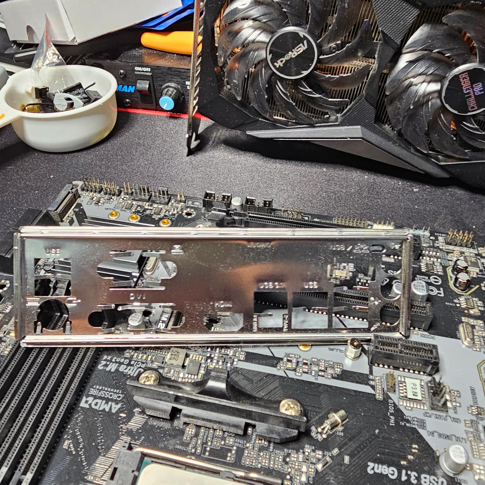 Asrock B450M Pro 4 version 1 with Ryzen 7 3700X