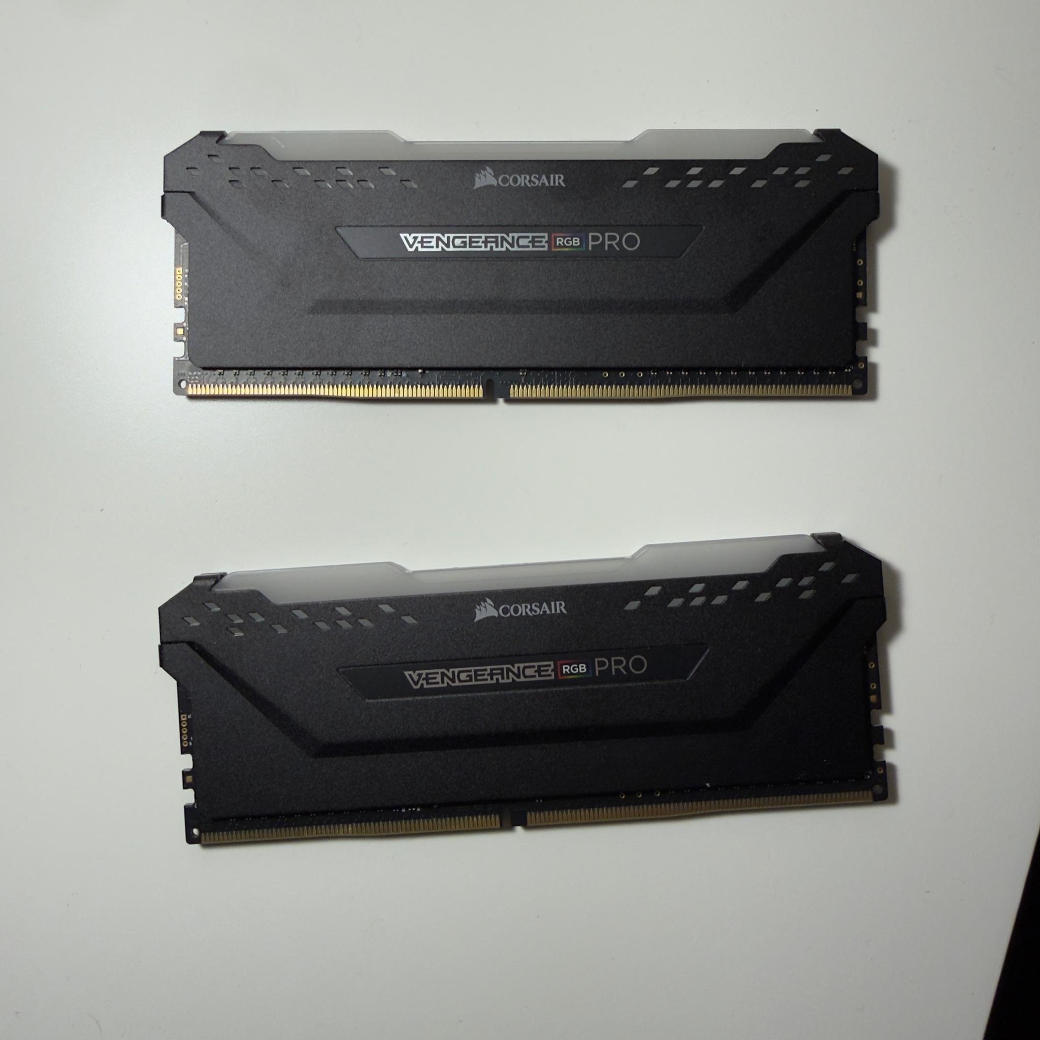 Corsair Vengeance Pro 16GB DDR4 3200MHz RGB Memory Kit