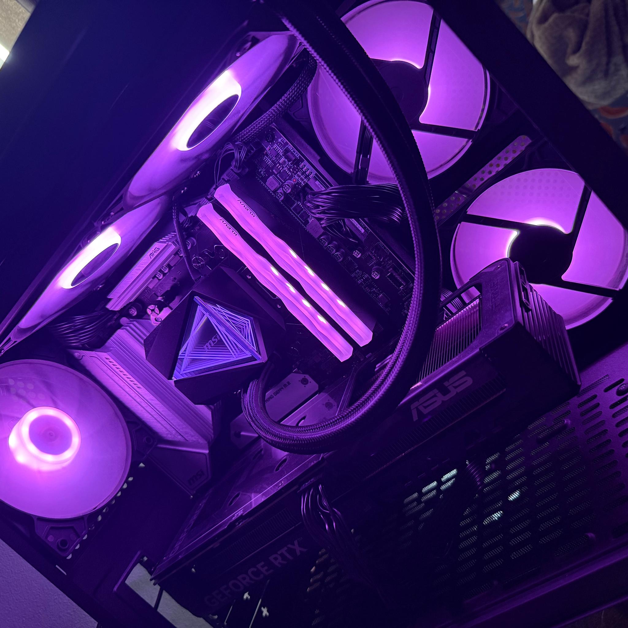 High-End Gaming PC | RYZEN 5 5600X | RTX 5060 Ti 16GB | 32GB RAM | 1TB NVME SSD