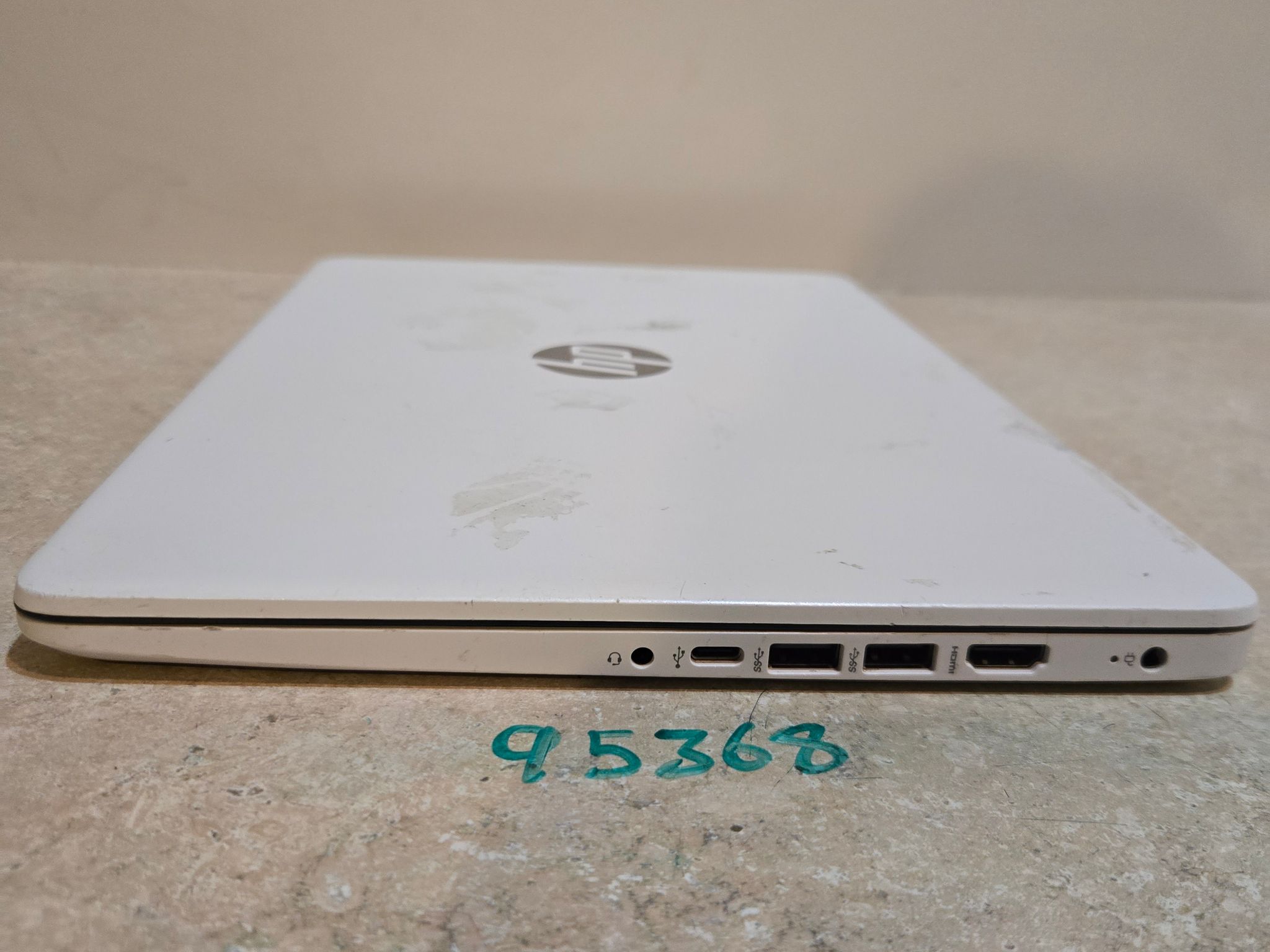 HP 14" Laptop - intel Celeron - 64GB Storage - 4GB Ram - Model 14-dq0032dx