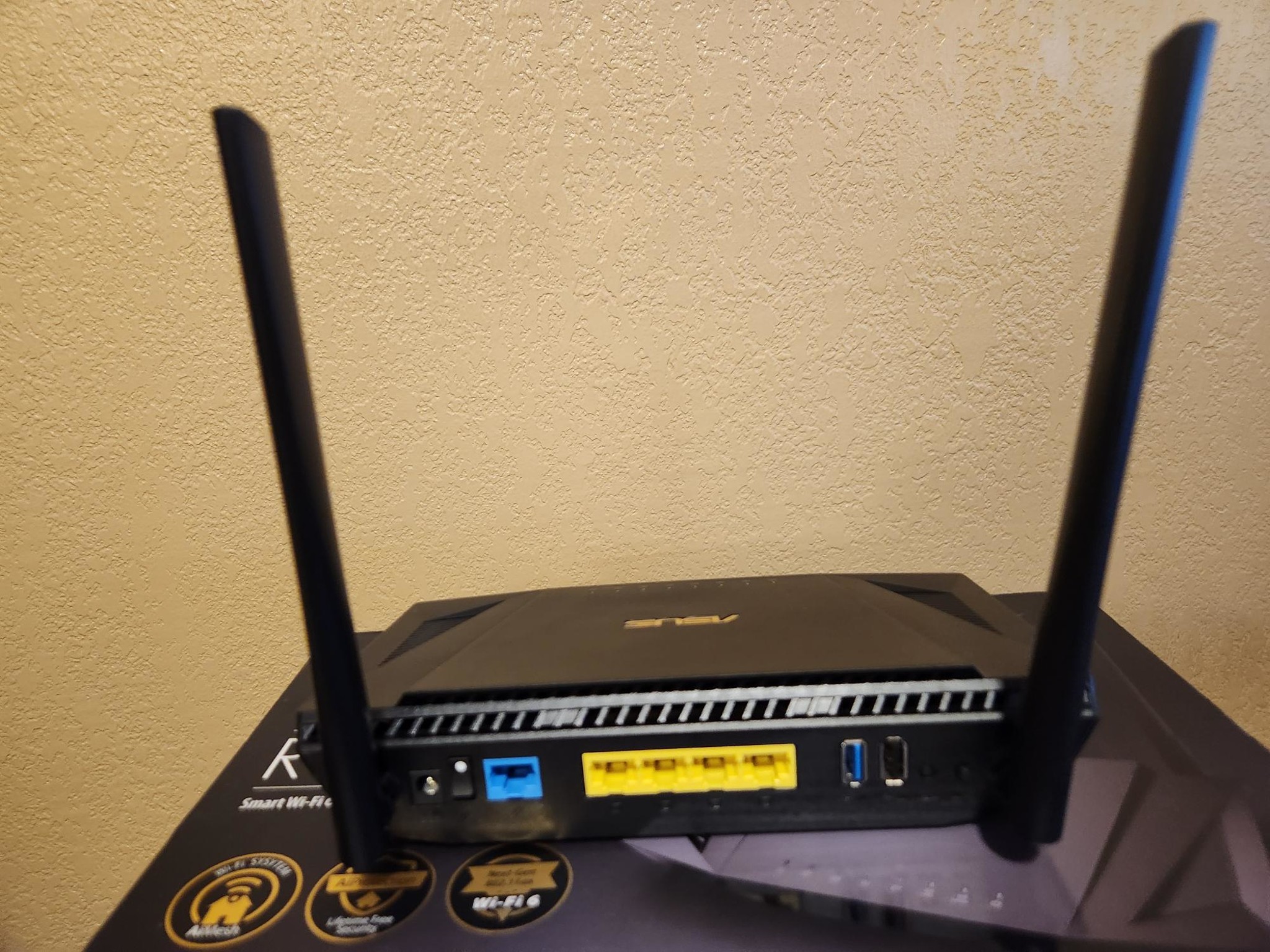ASUS RT-AX56U Smart Wi-Fi 6 (802.11ax) Router