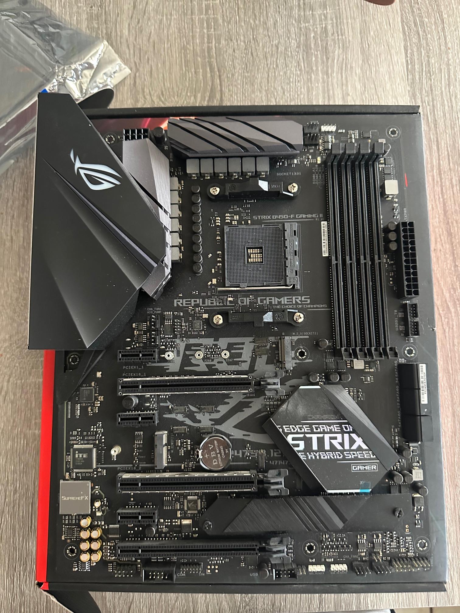 ROG STRIX  B-450 F GAMING 2