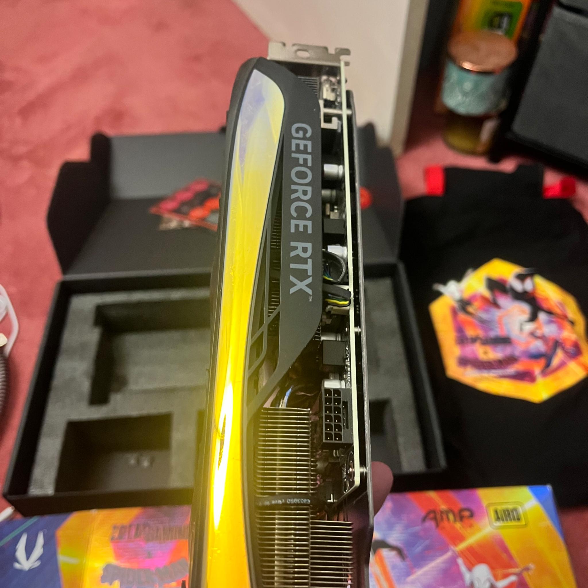 ZOTAC GAMING GEFORCE RTX 4070 AMP AIRO SPIDER-MAN™: Across the Spider-Verse Bundle ZT-D40700F-10SMP