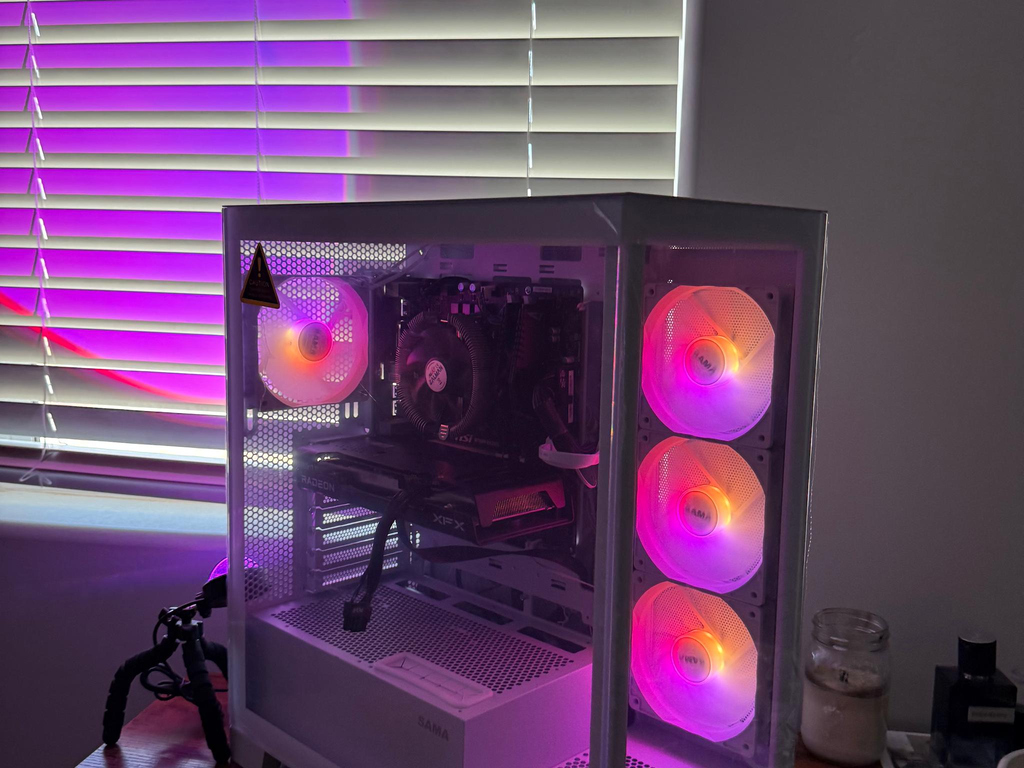 !On sale!Custom white Gaming PC