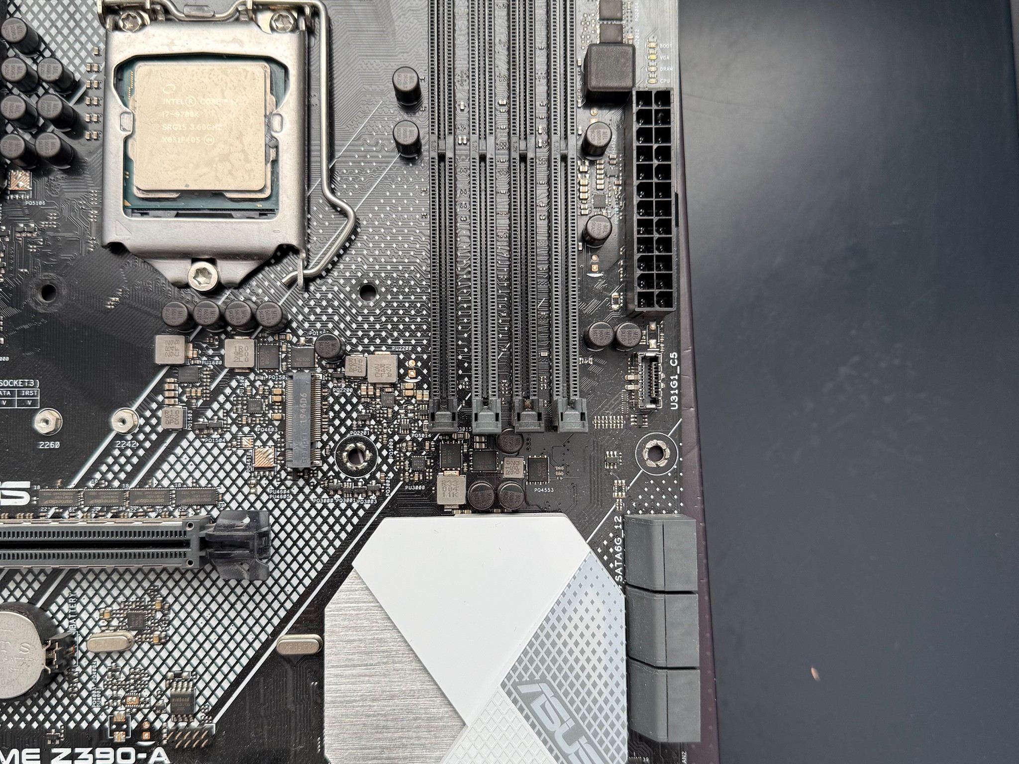 Motherboard and CPU (I7 9700K & Asus Prime Z390)