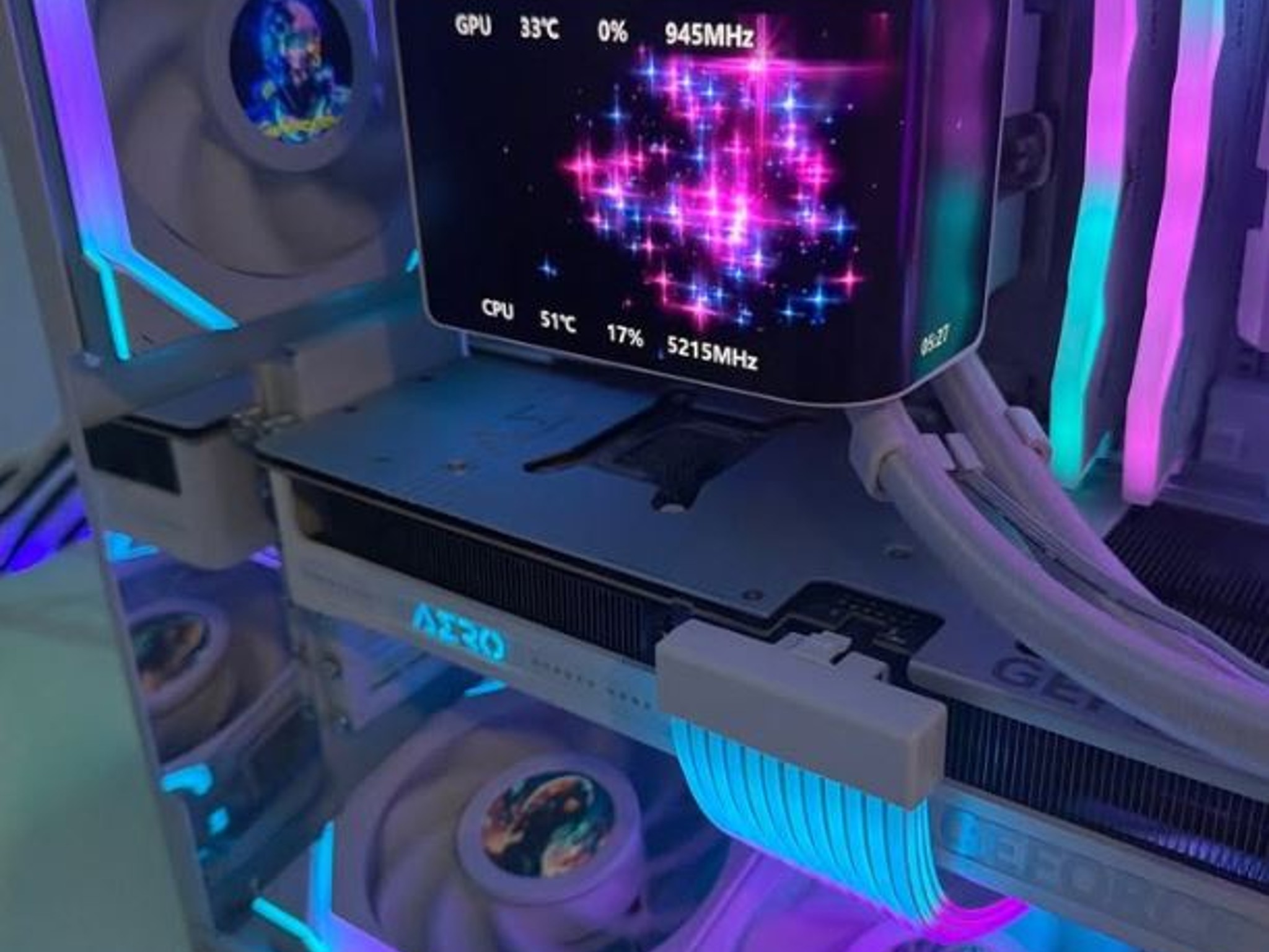 Gaming PC Nvidia RTX 5080, Ryzen 7 9800X3D, Lian Li 011 Mini V2 White, LCD Fans, 3D AIO, 2TB Gen5
