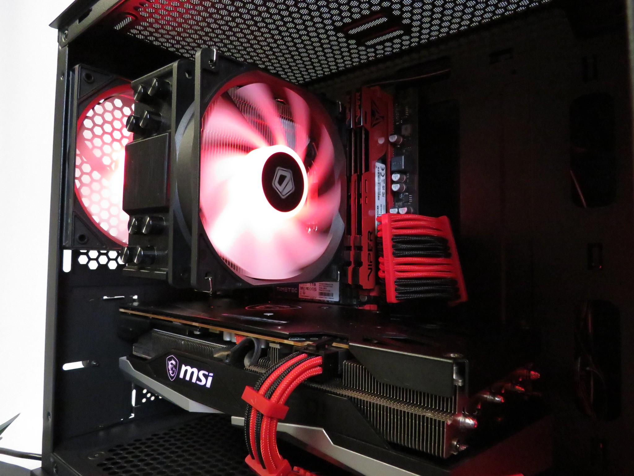 Mid Range Master! *All new parts* Ryzen 5 5500 + RX 6600XT + 16 GB DDR4 + 1 TB NVME SSD